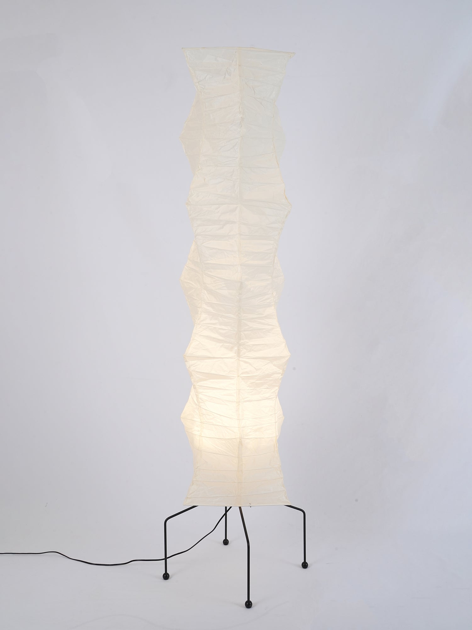 Lampa podłogowa Avel