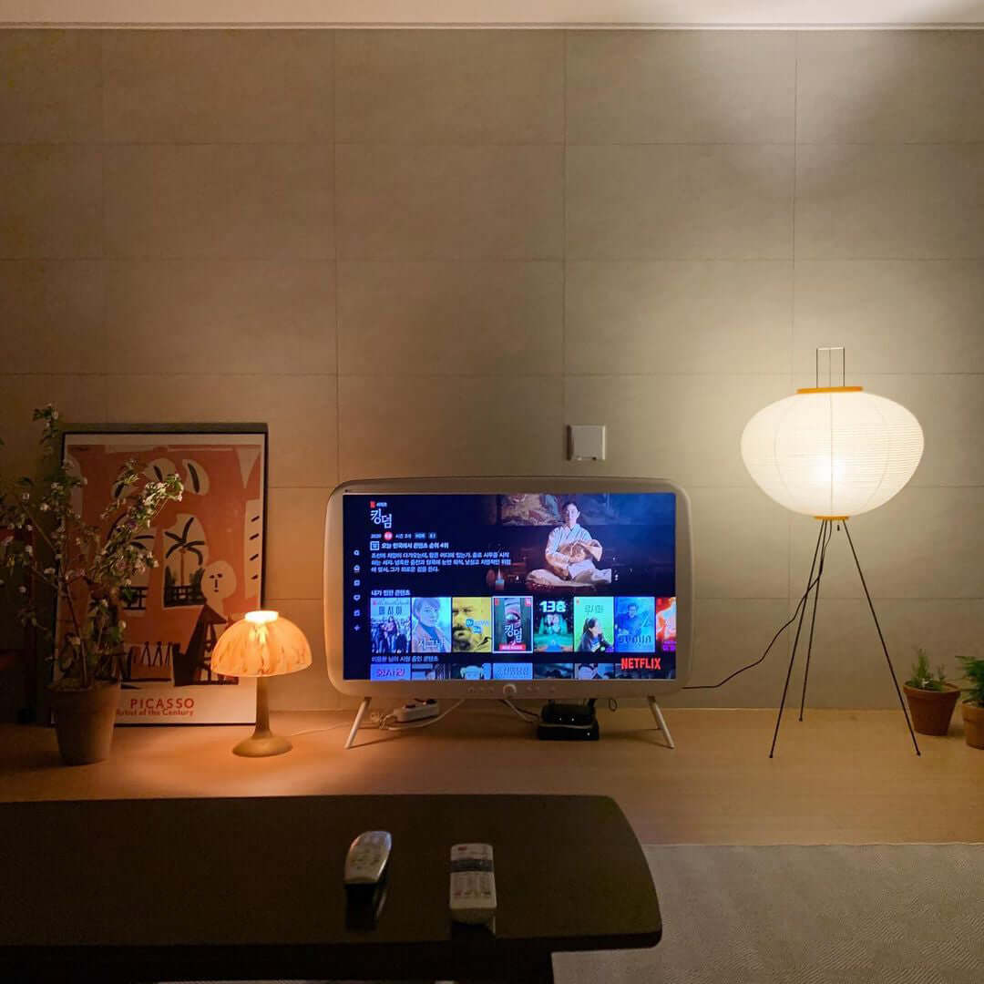 Lampa podłogowa Avel
