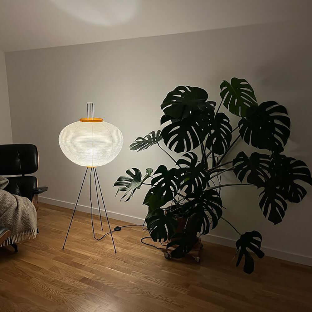 Lampa podłogowa Avel