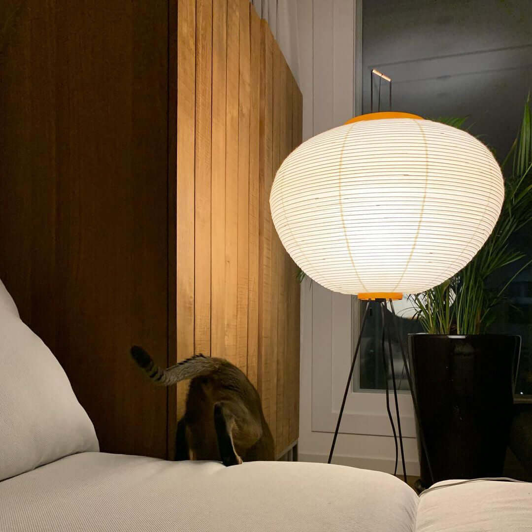 Lampa podłogowa Avel