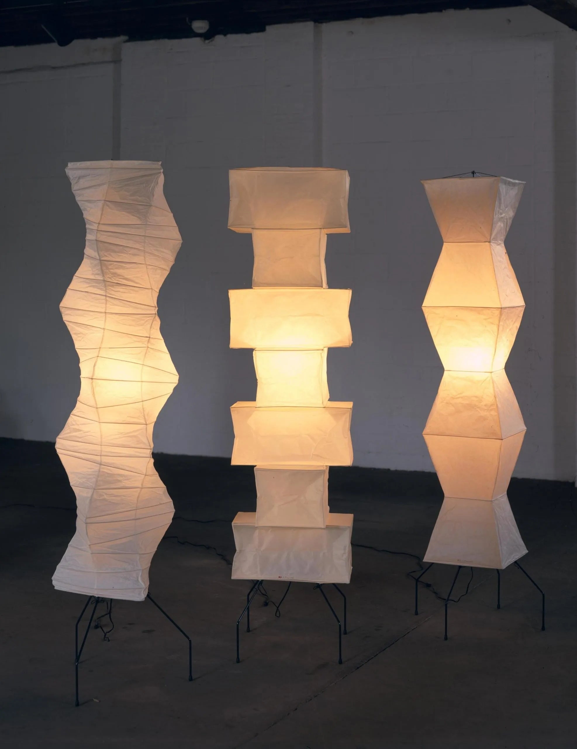 Lampa podłogowa Avel