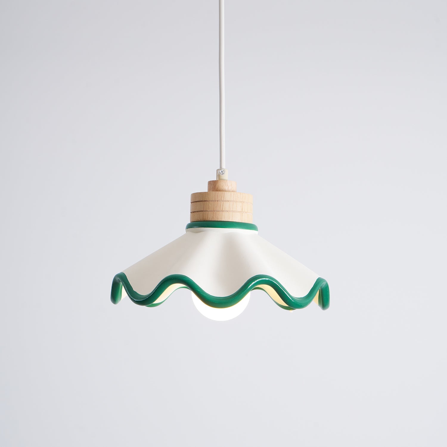 Lampa wisząca falowana Levenel
