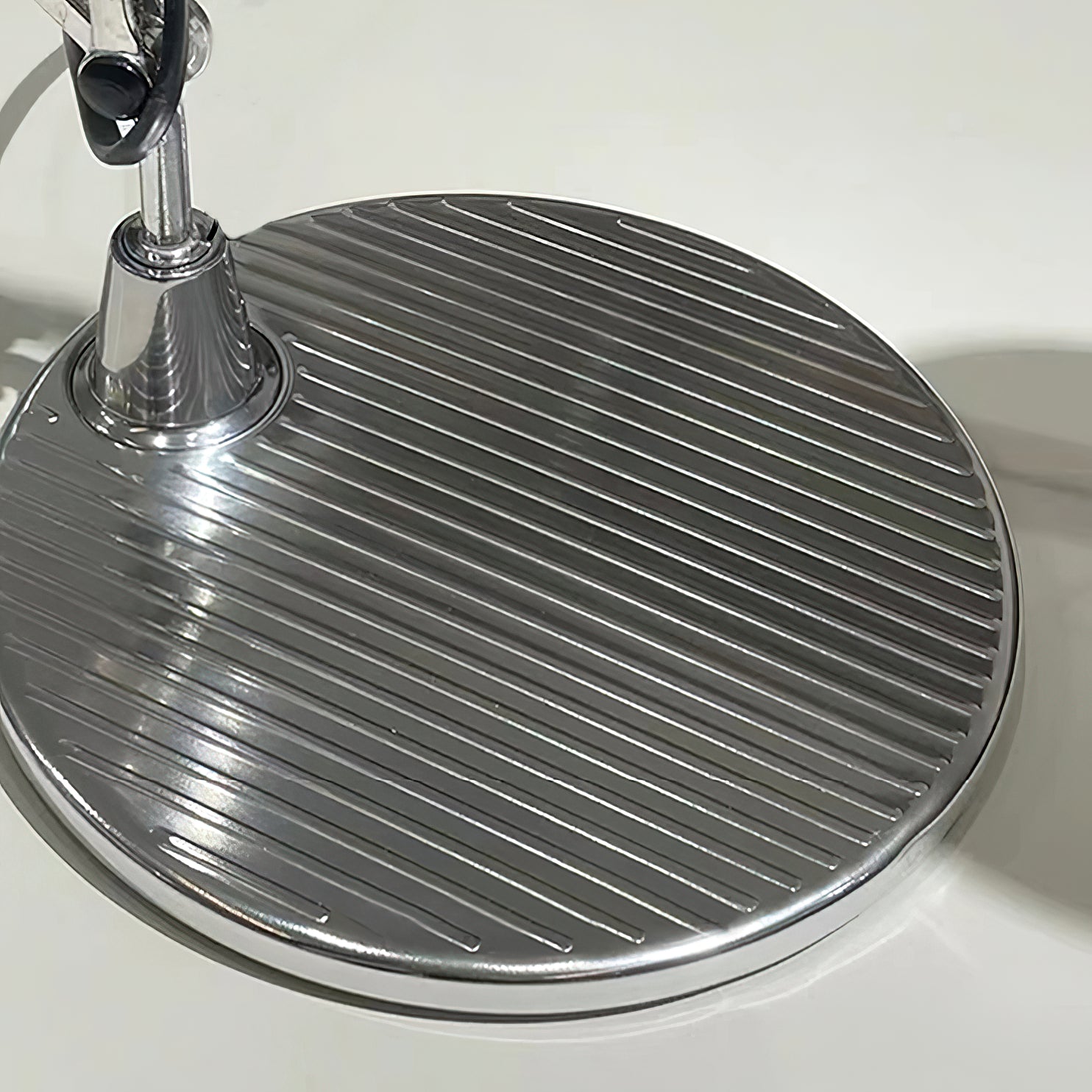 Lampa stołowa regulowana Serio
