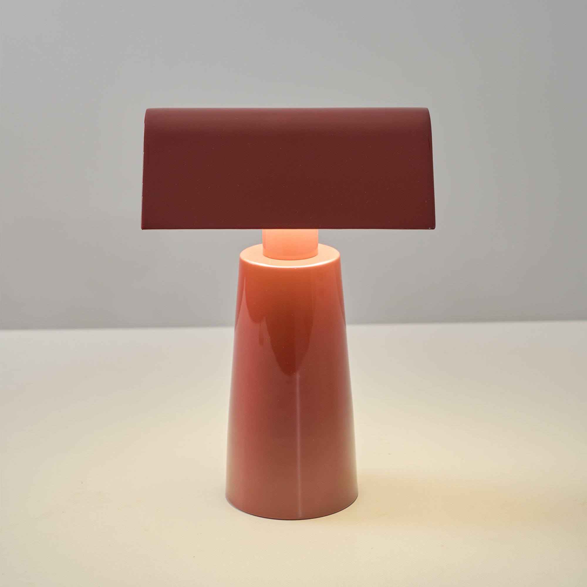Lampa stołowa zewnętrzna Venow