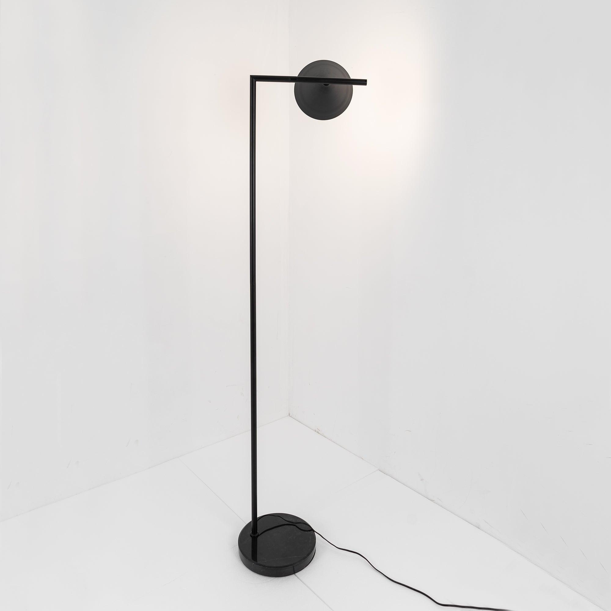 Lampa podłogowa stożkowa Mirel