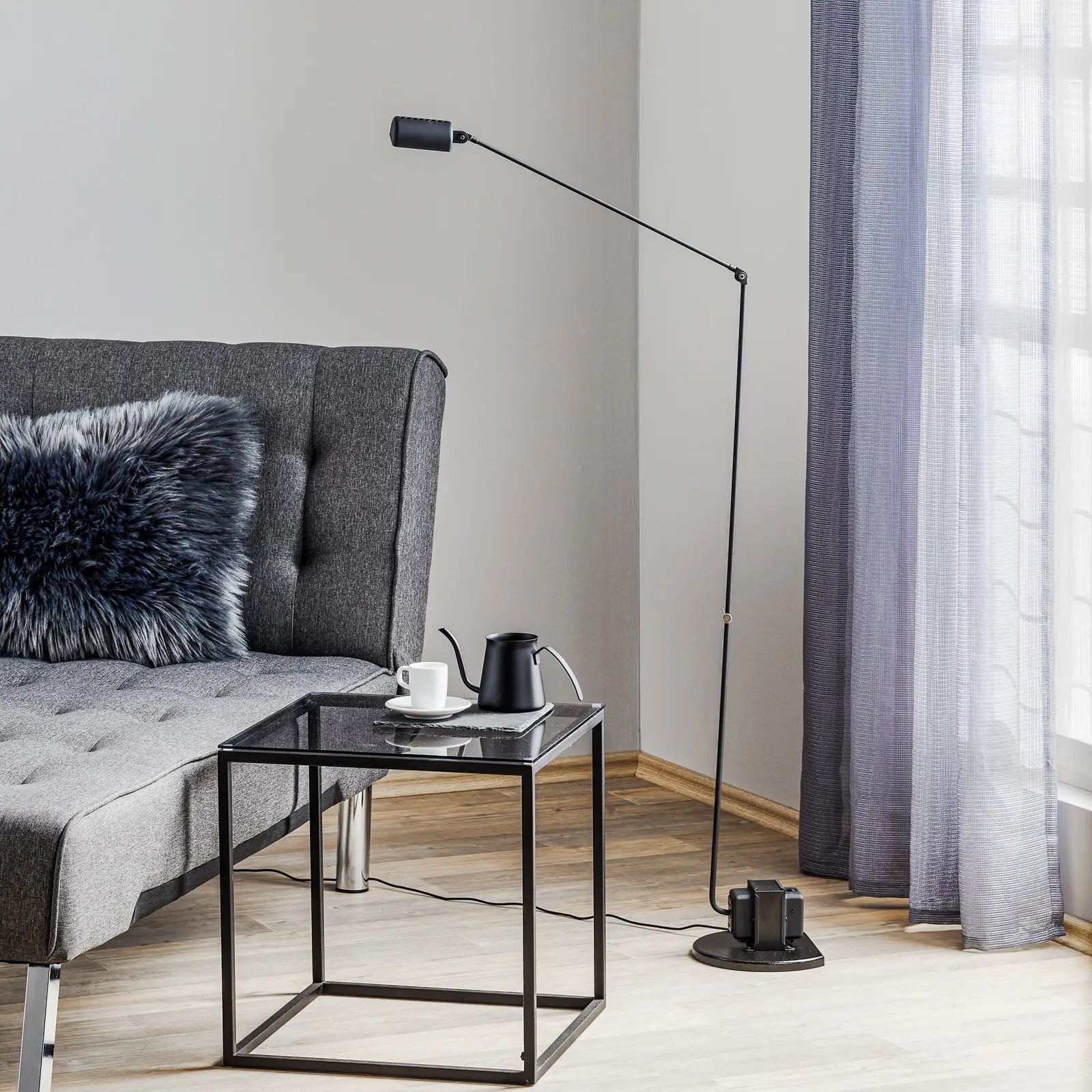 Lampa podłogowa Renmir