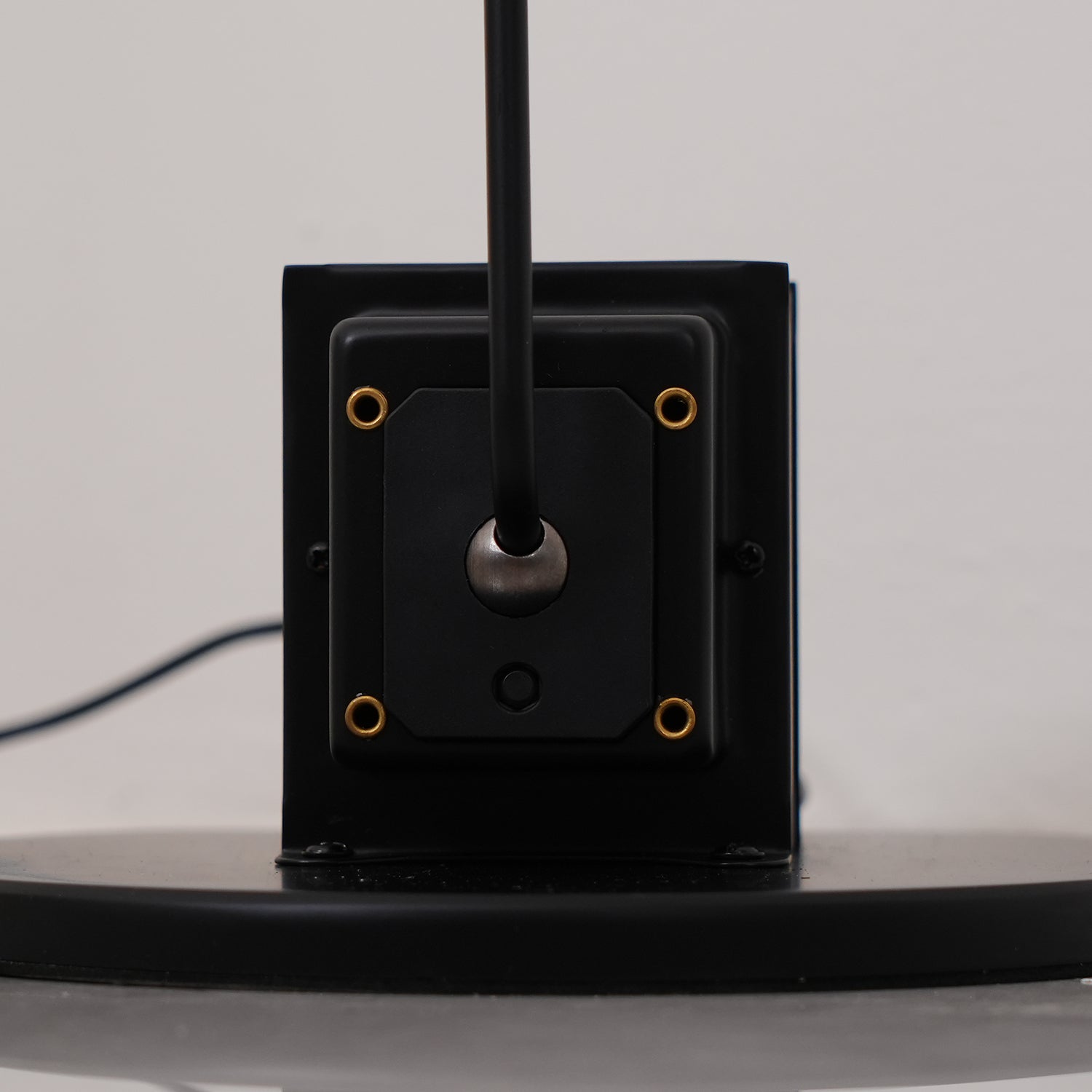 Lampa podłogowa Renmir