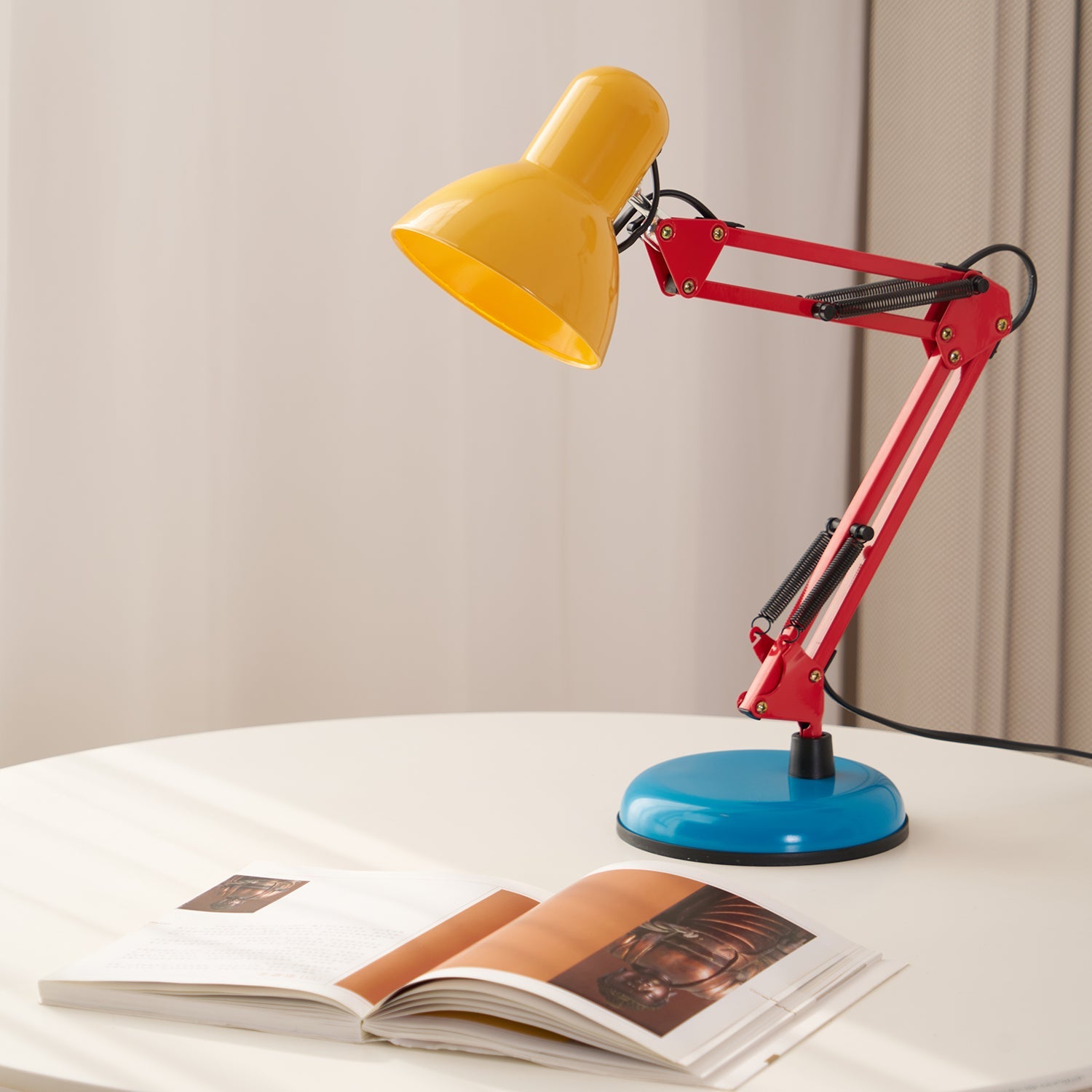 Lampa stołowa Taree