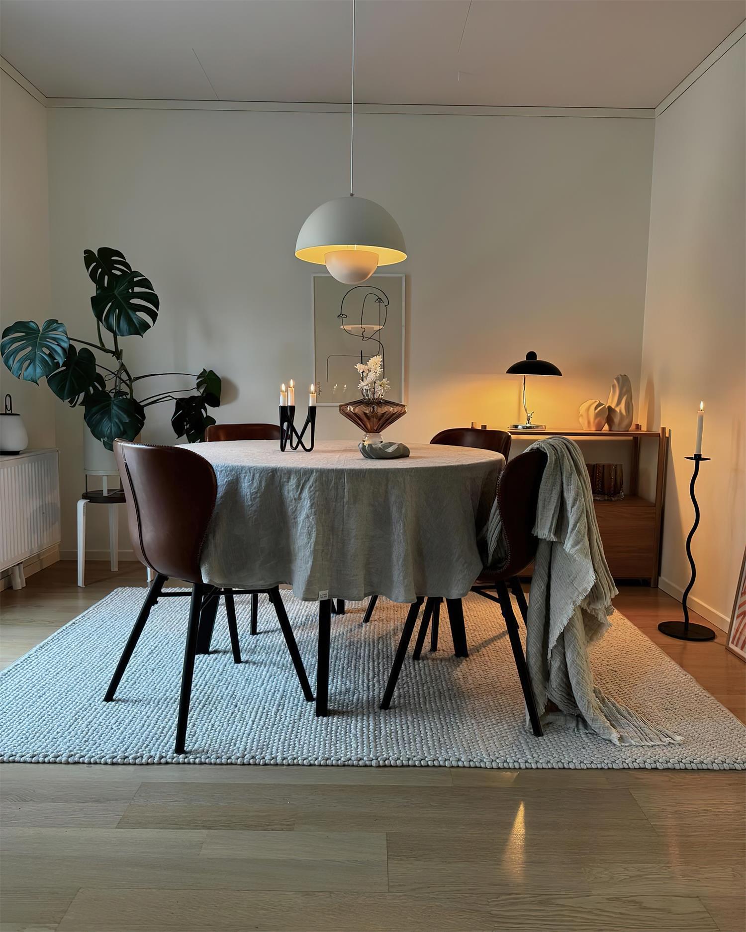Lampa wisząca wtyczkowa Averek