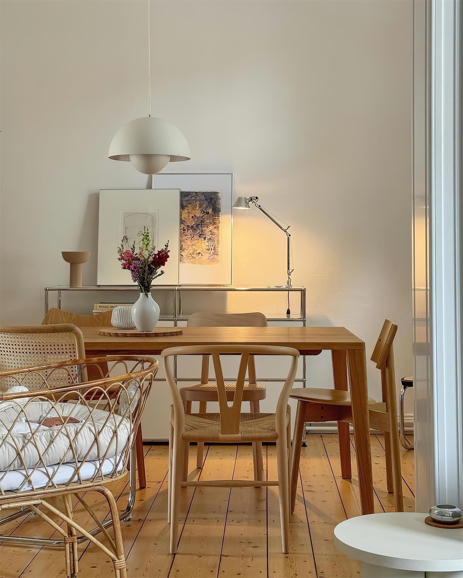 Lampa wisząca wtyczkowa Averek