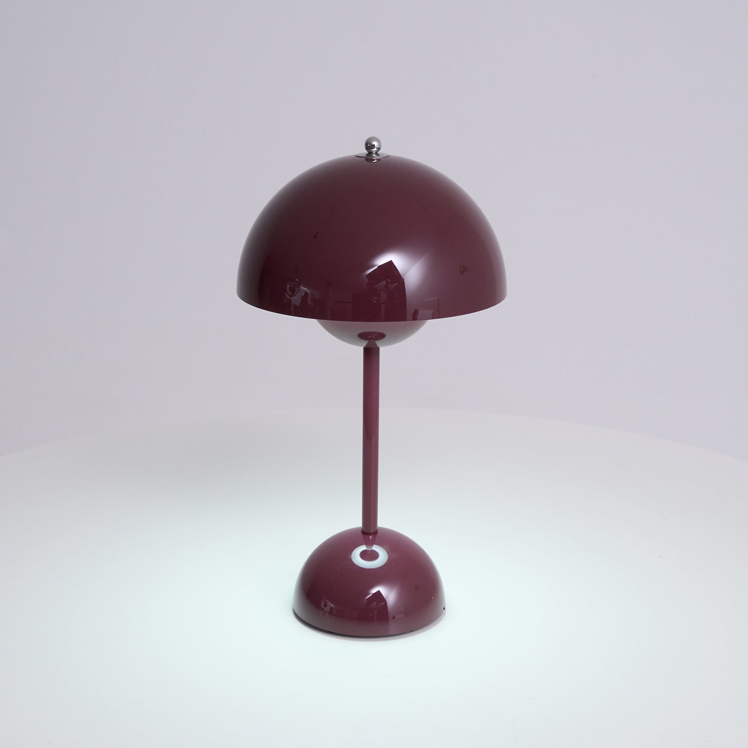 Lampa stołowa przenośna Aveka