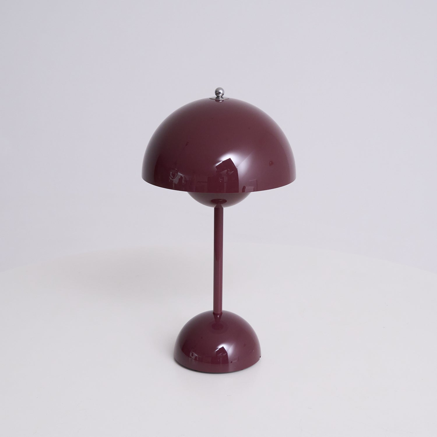 Lampa stołowa przenośna Aveka