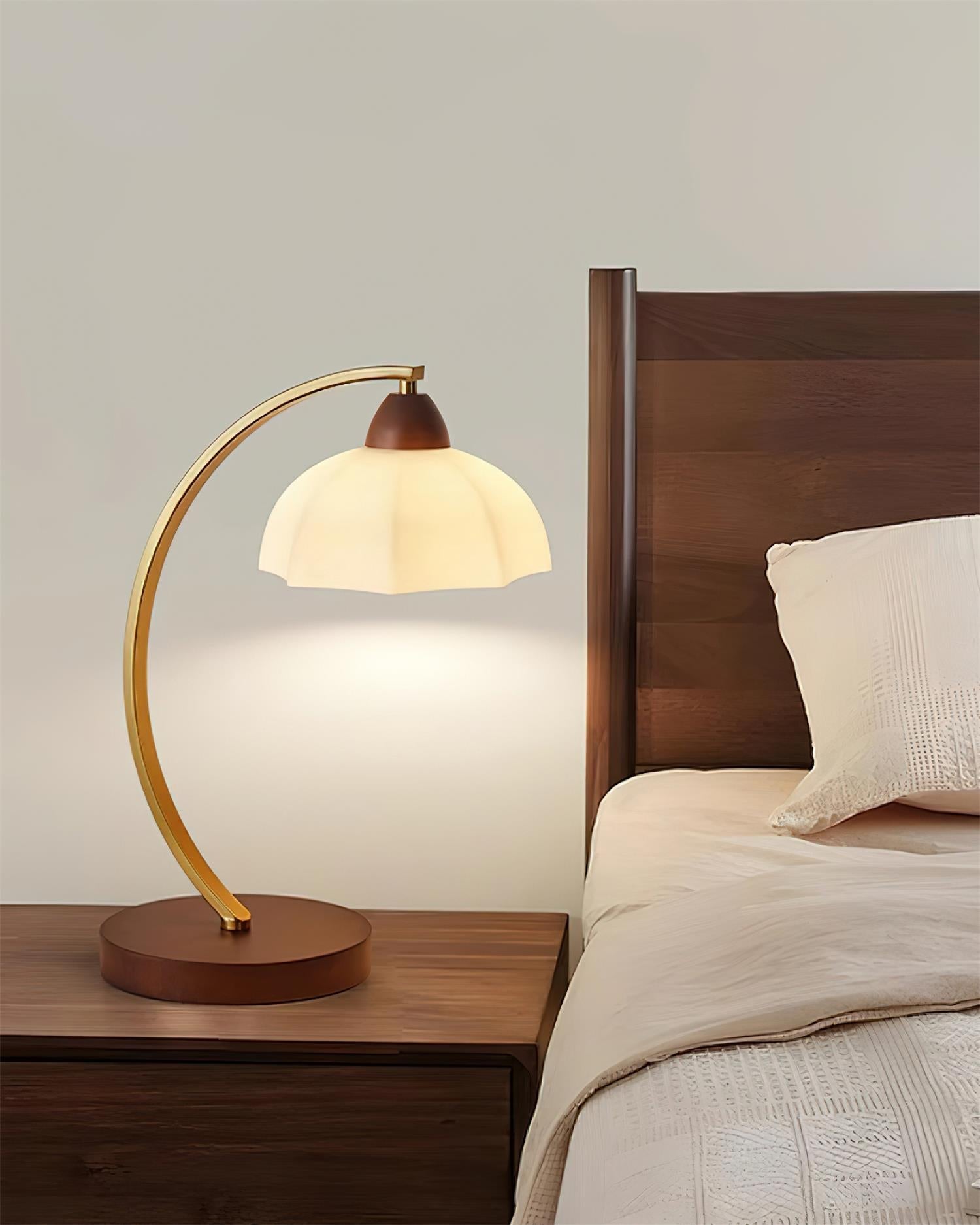 Lampa stołowa vintage Vikoren