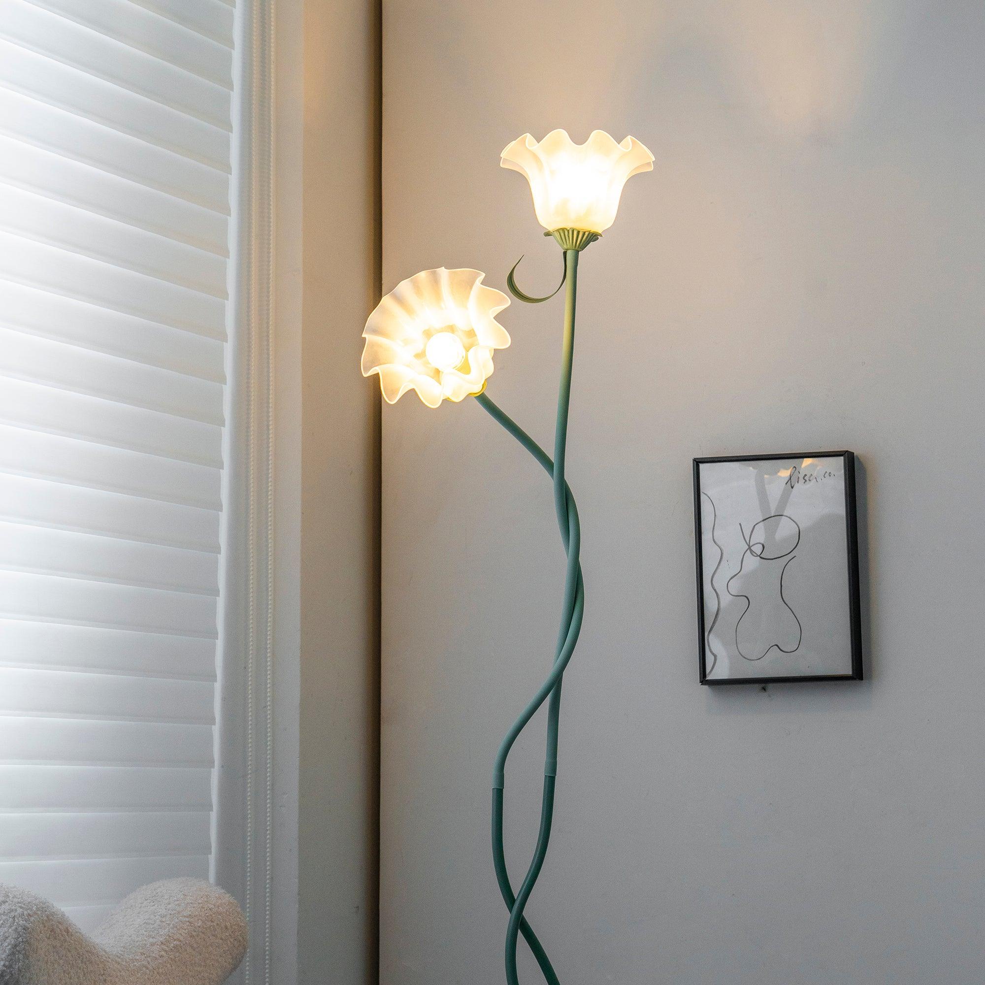 Lampa podłogowa kwiatowa Solmion