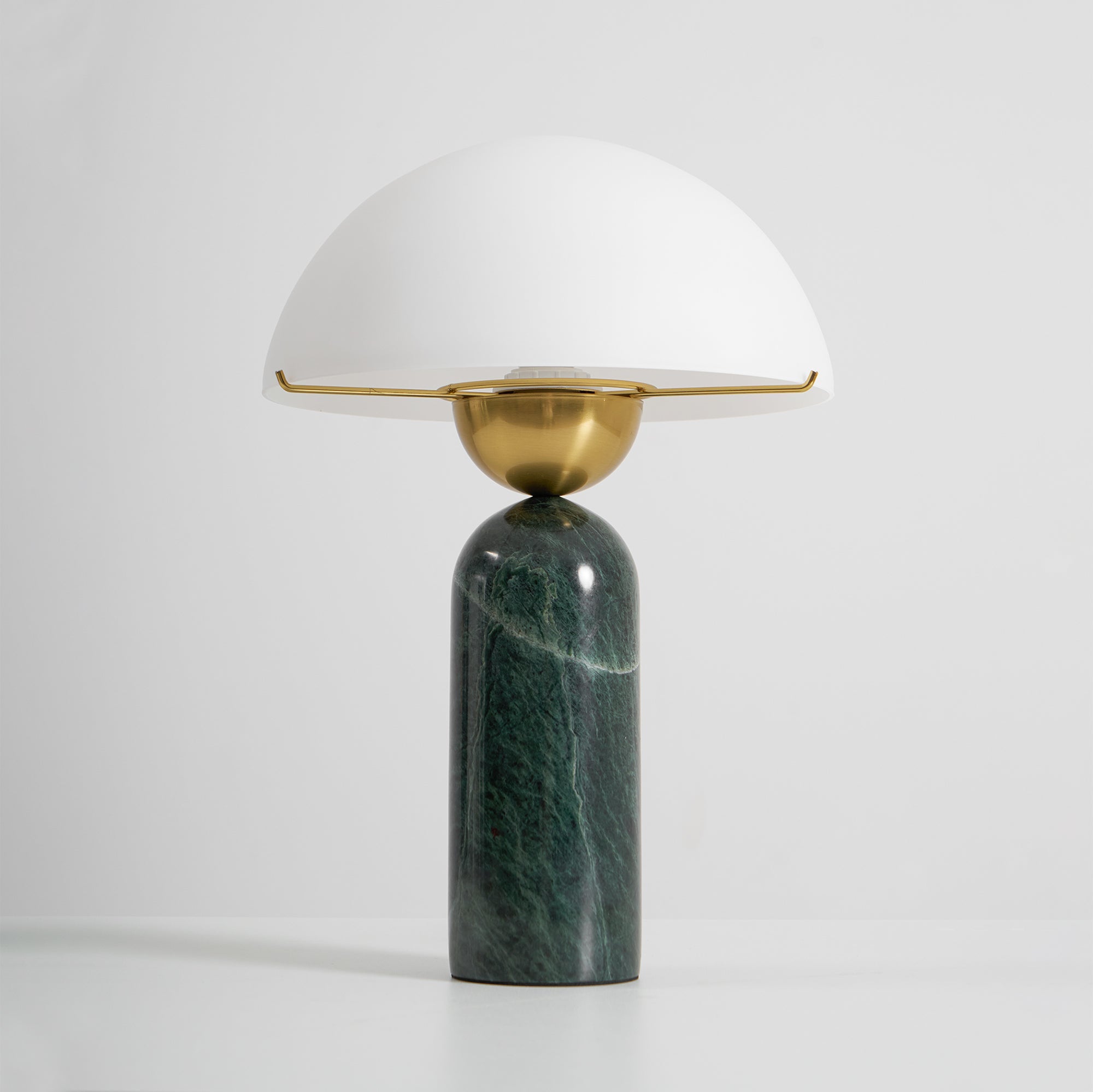 Lampa stołowa kulista Wenev
