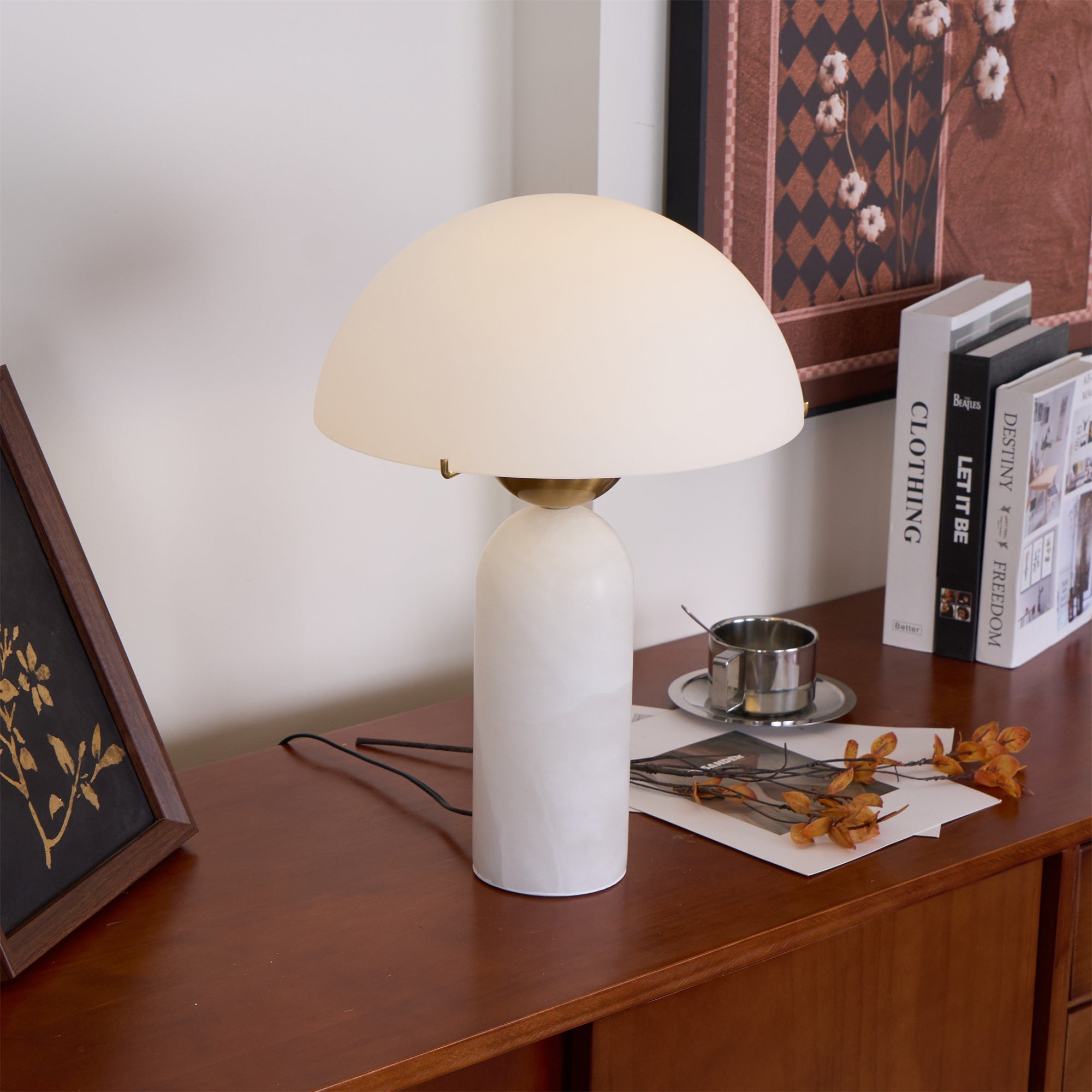 Lampa stołowa kulista Wenev
