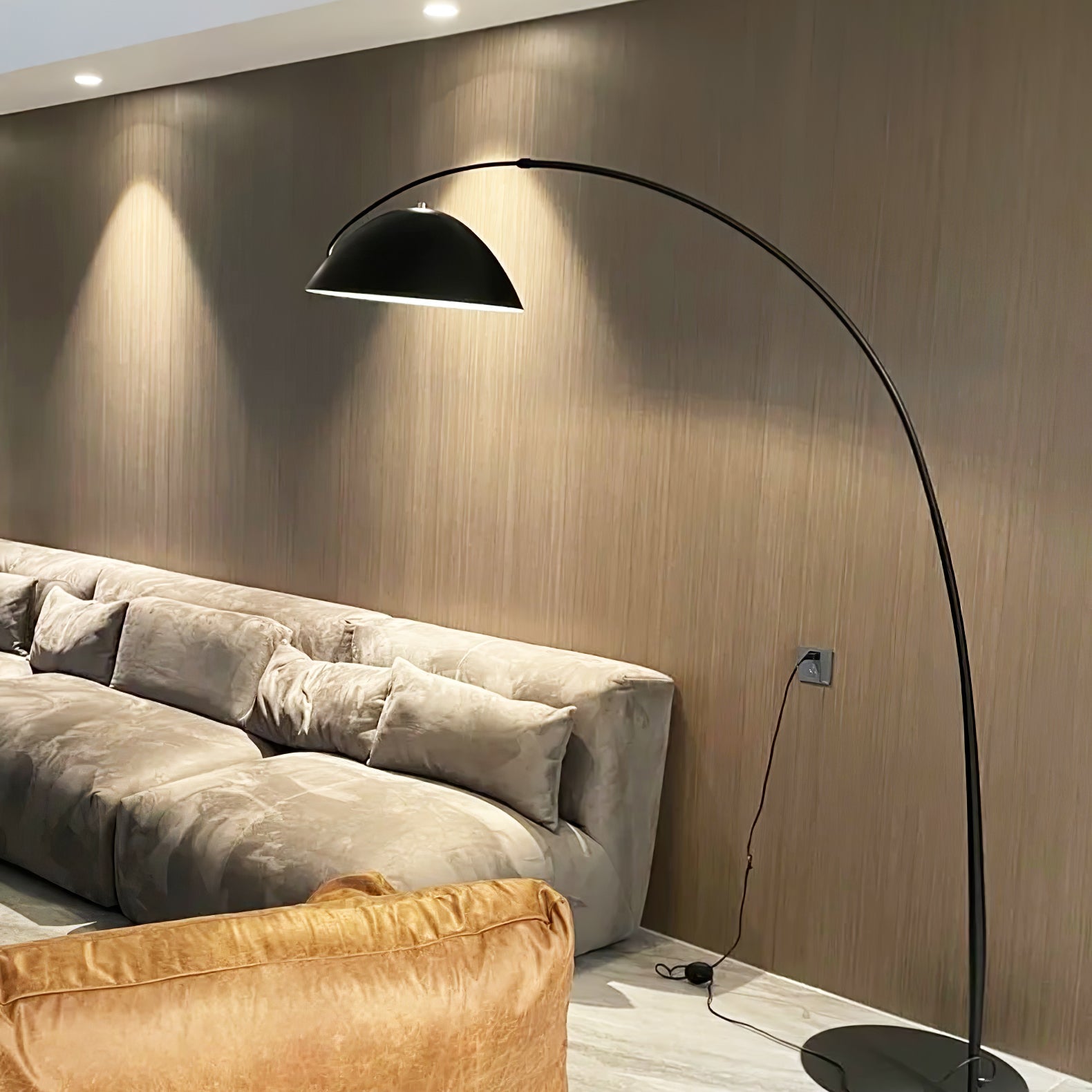 Lampa podłogowa łukowa Stanak