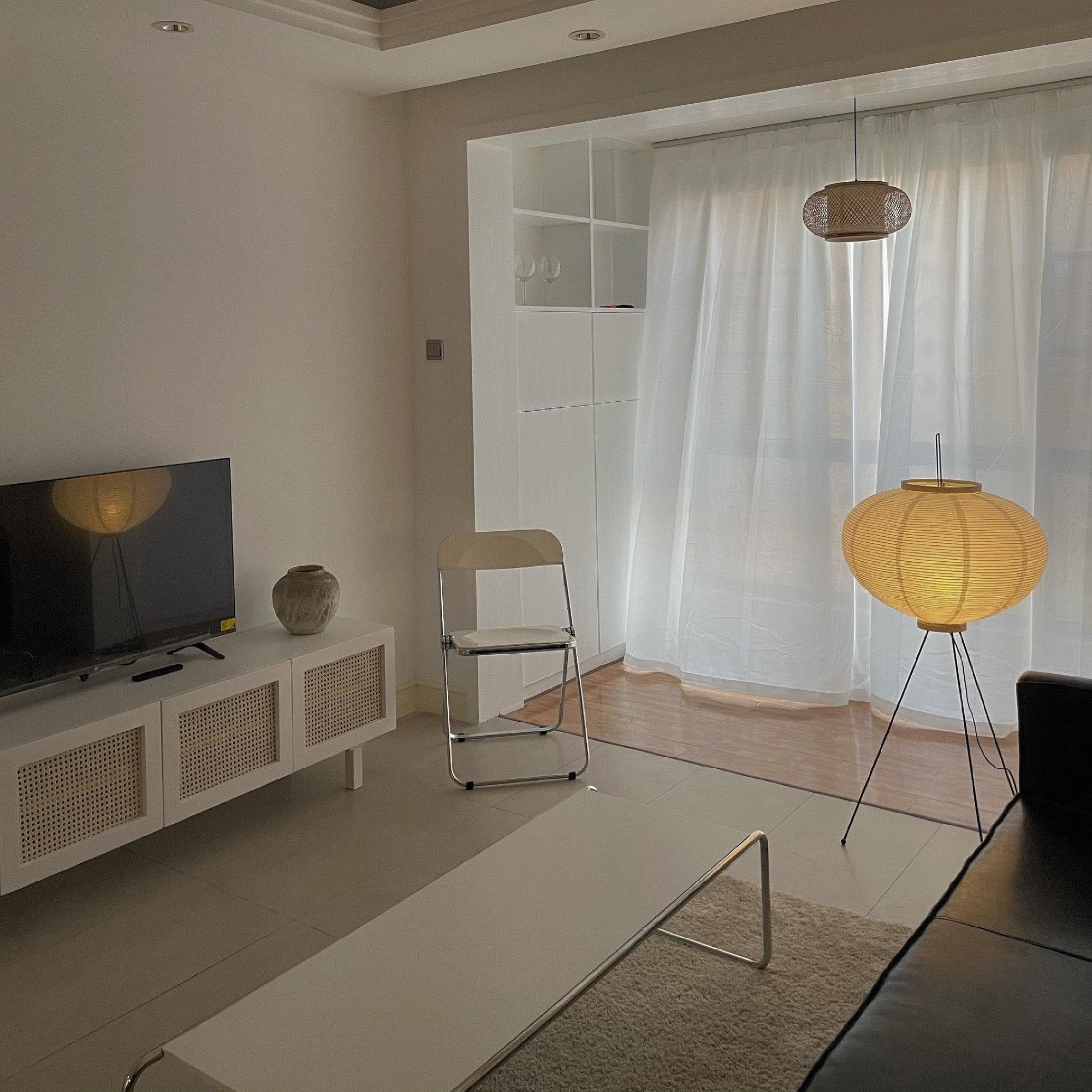 Lampa podłogowa Avel