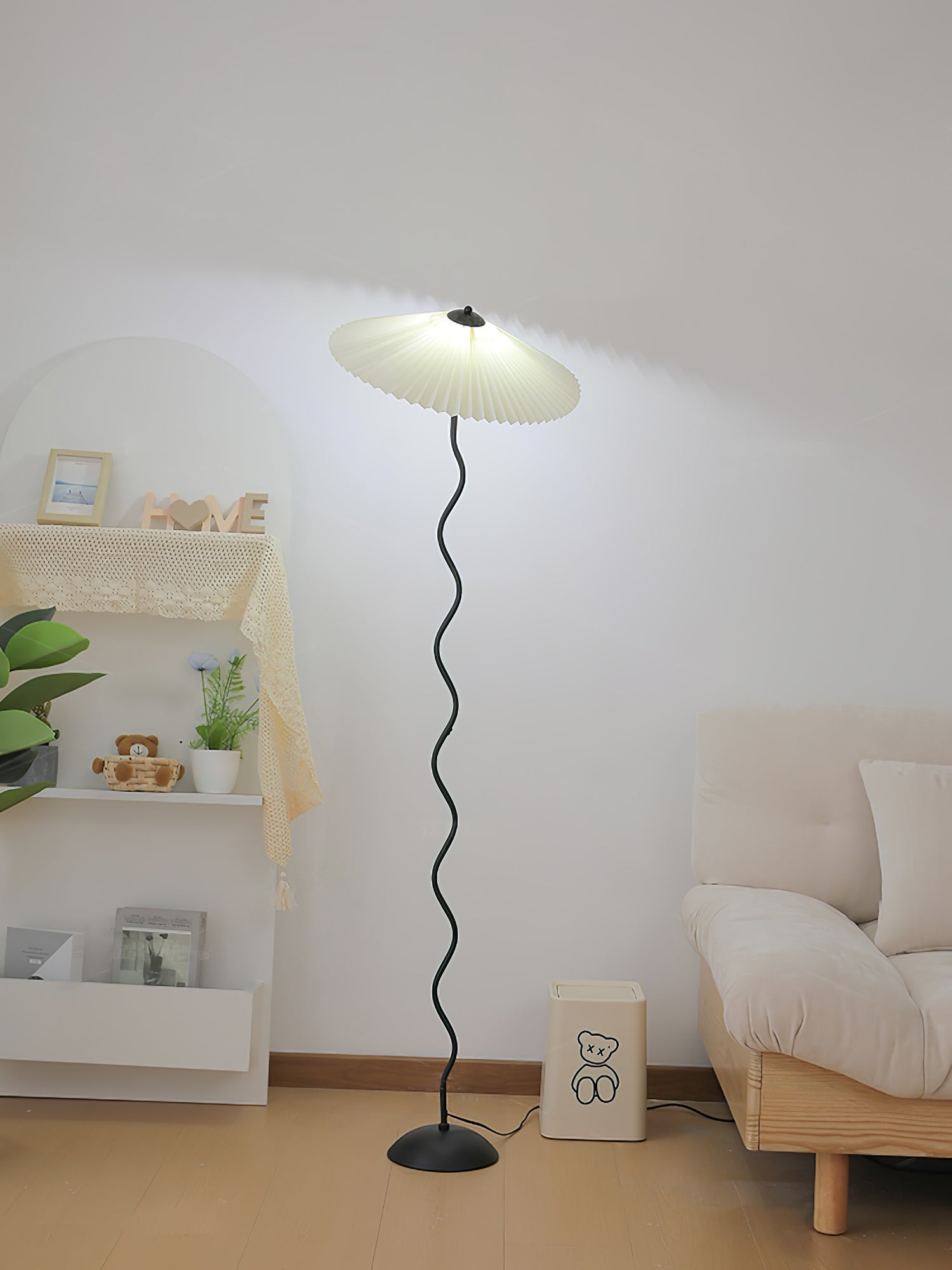 Lampa podłogowa falista Zelko