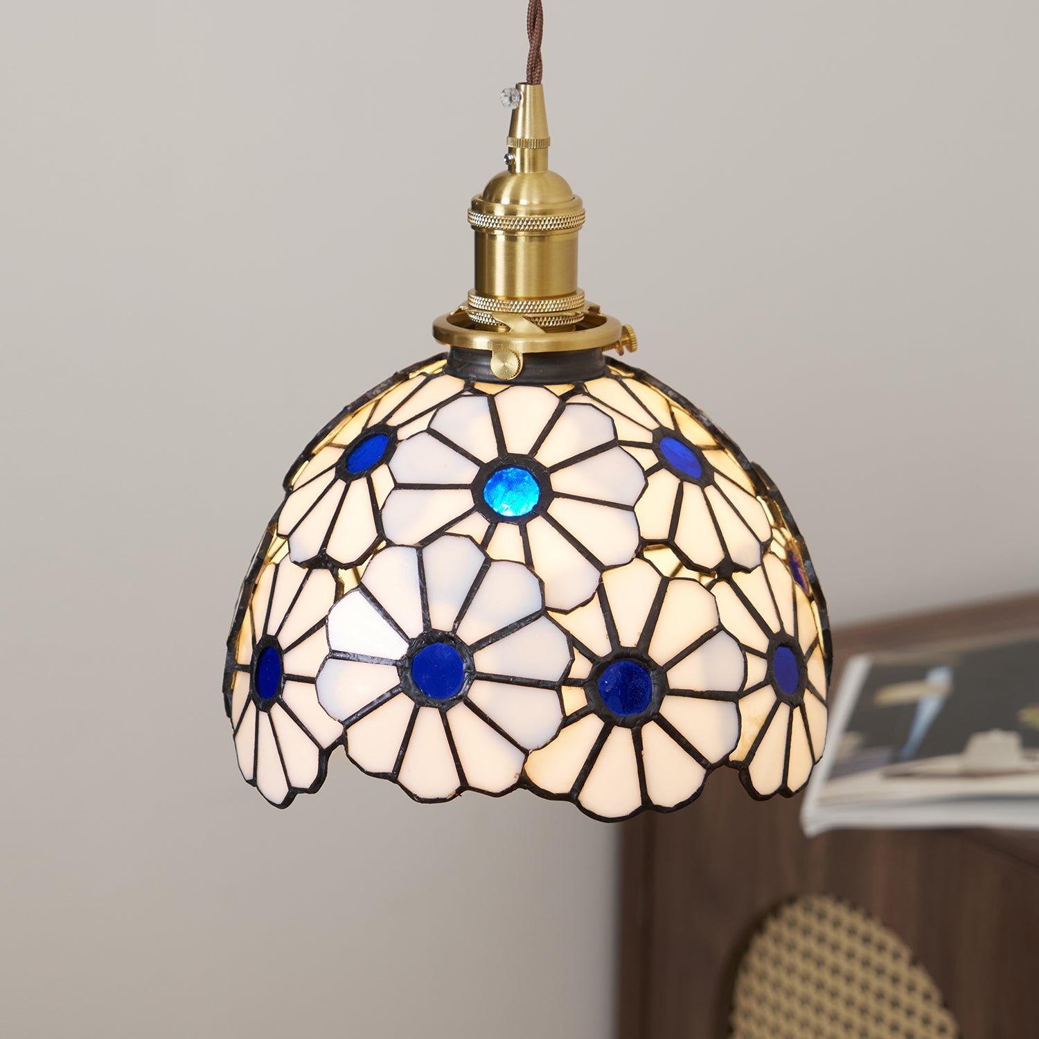 Lampa wisząca kwiatowa Darorow