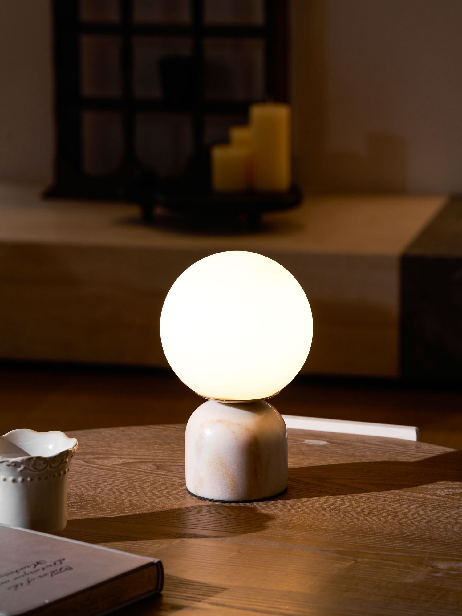 Lampa stołowa Lesli