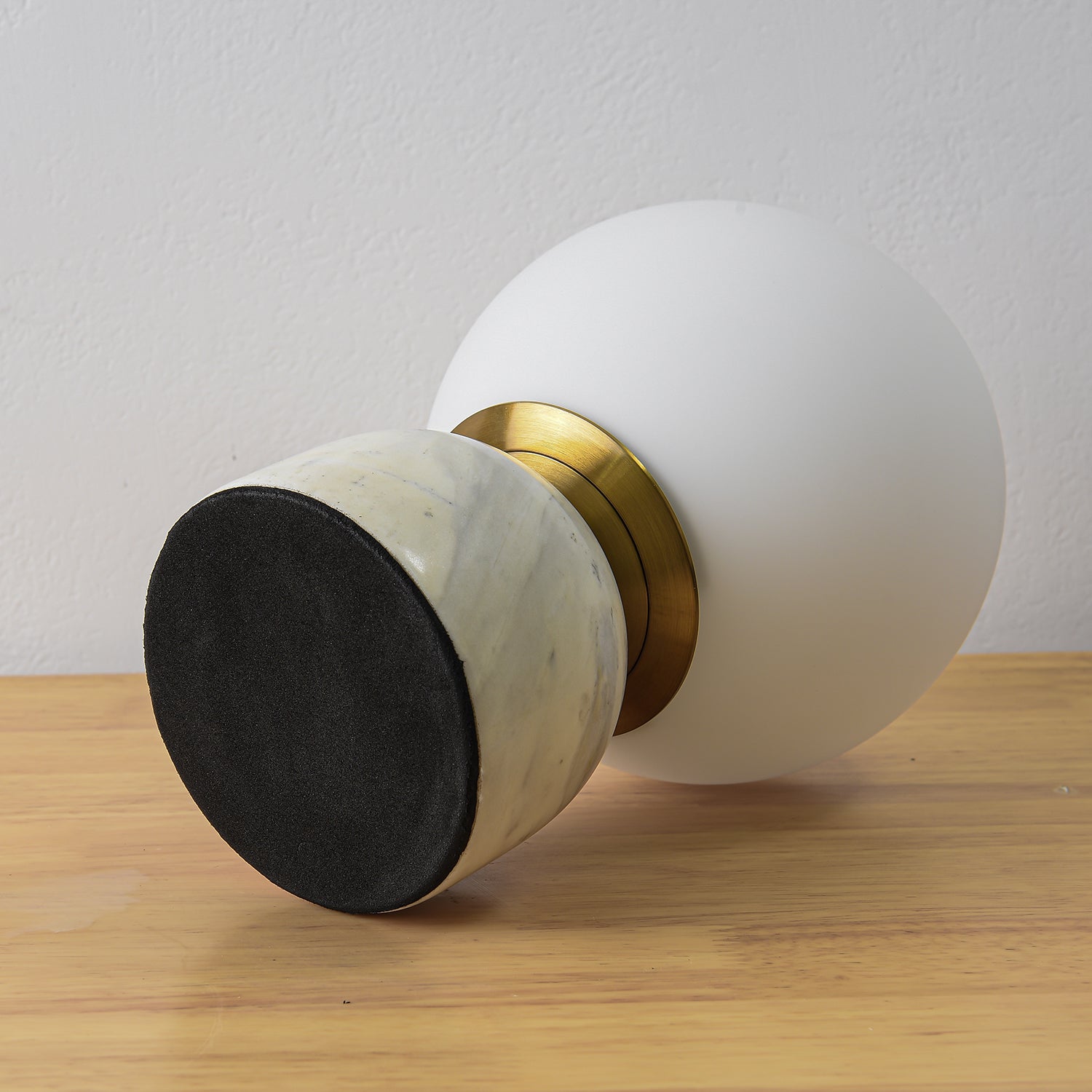 Lampa stołowa Lesli