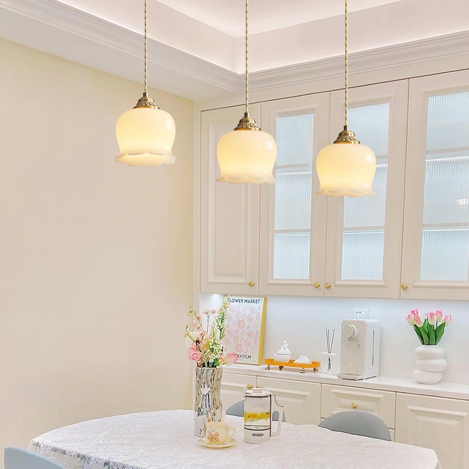 Lampa wisząca kwiatowa Anow