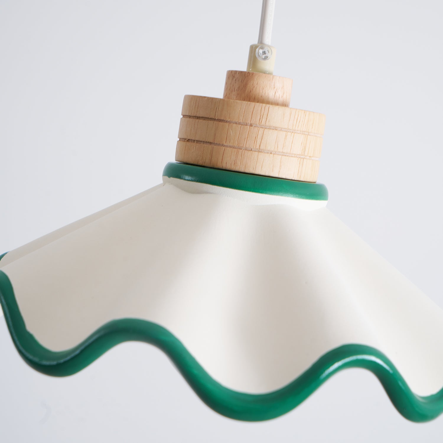 Lampa wisząca falowana Levenel
