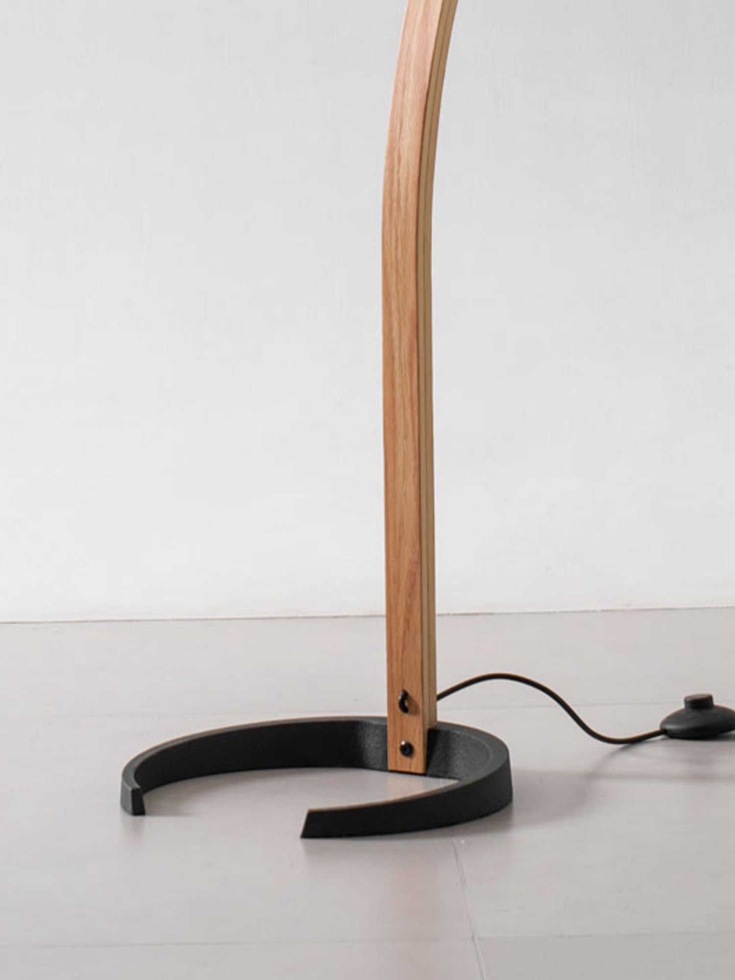 Lampa podłogowa Kason