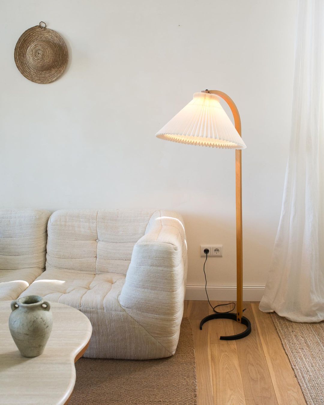 Lampa podłogowa Kason