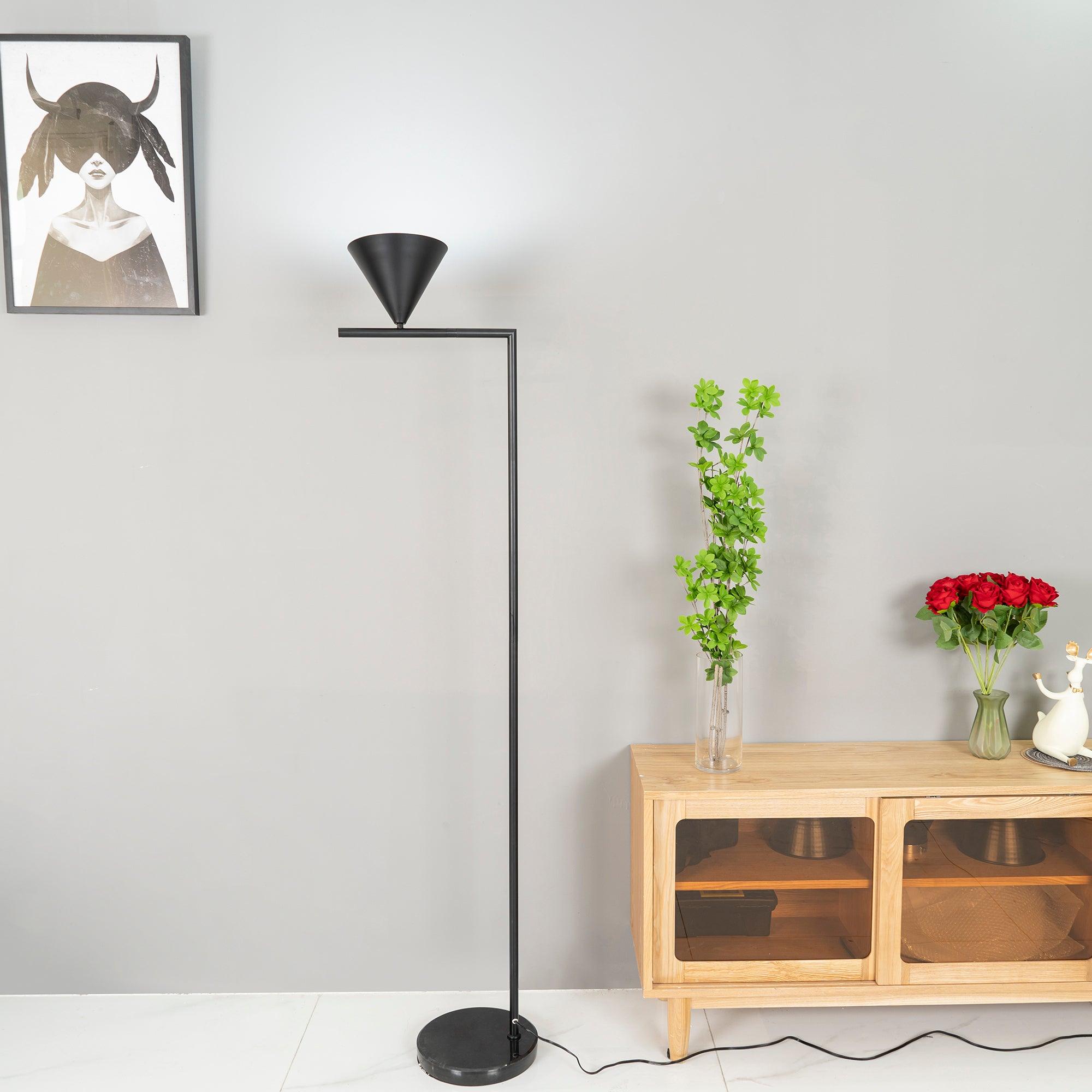 Lampa podłogowa stożkowa Mirel