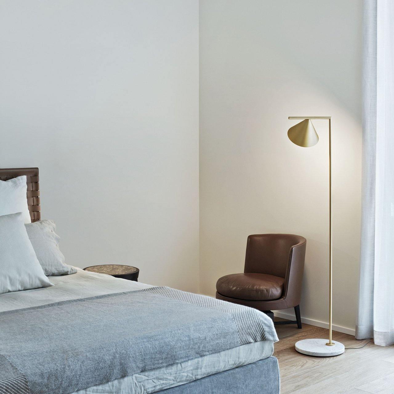 Lampa podłogowa stożkowa Mirel