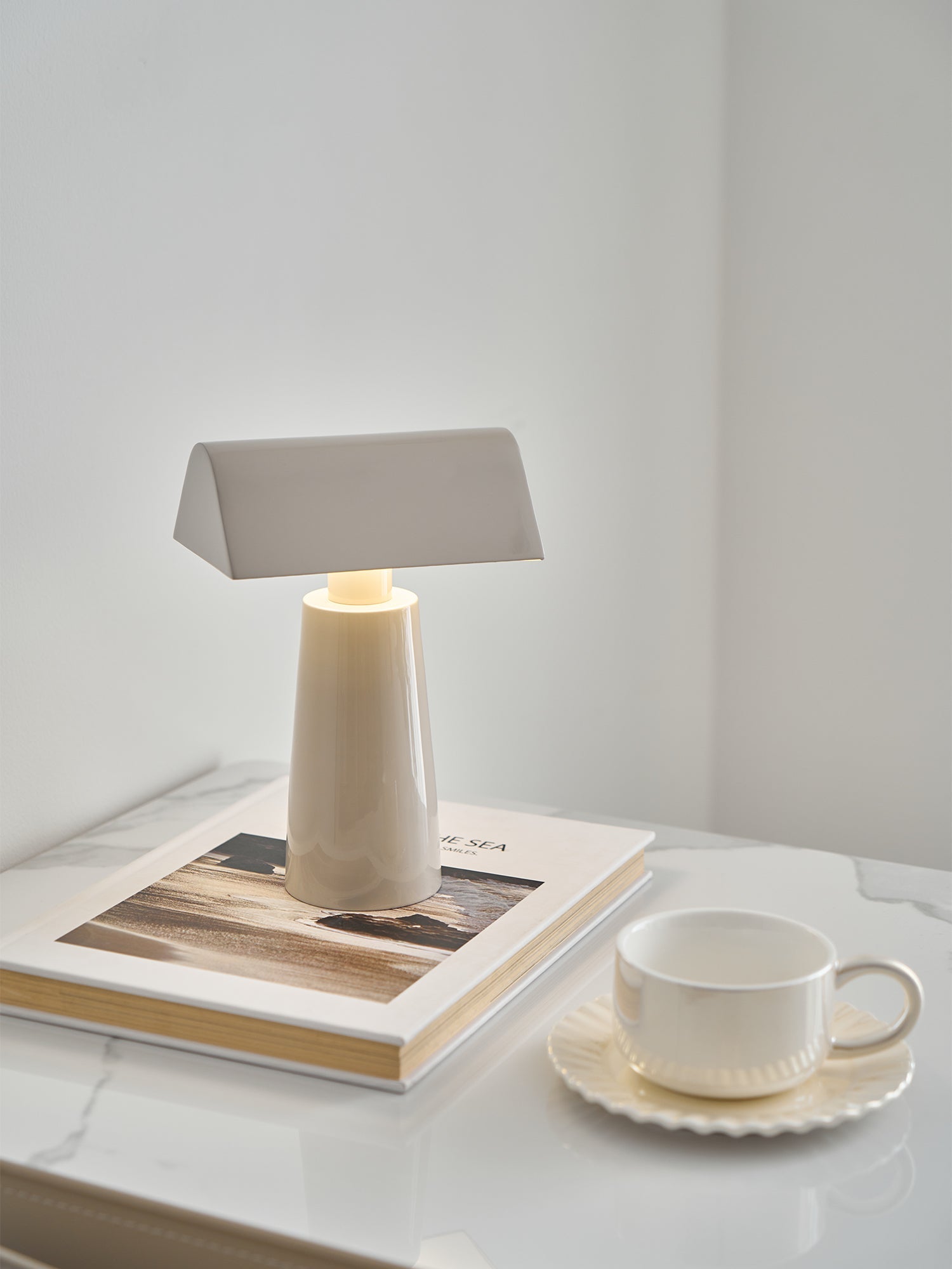 Lampa stołowa zewnętrzna Venow
