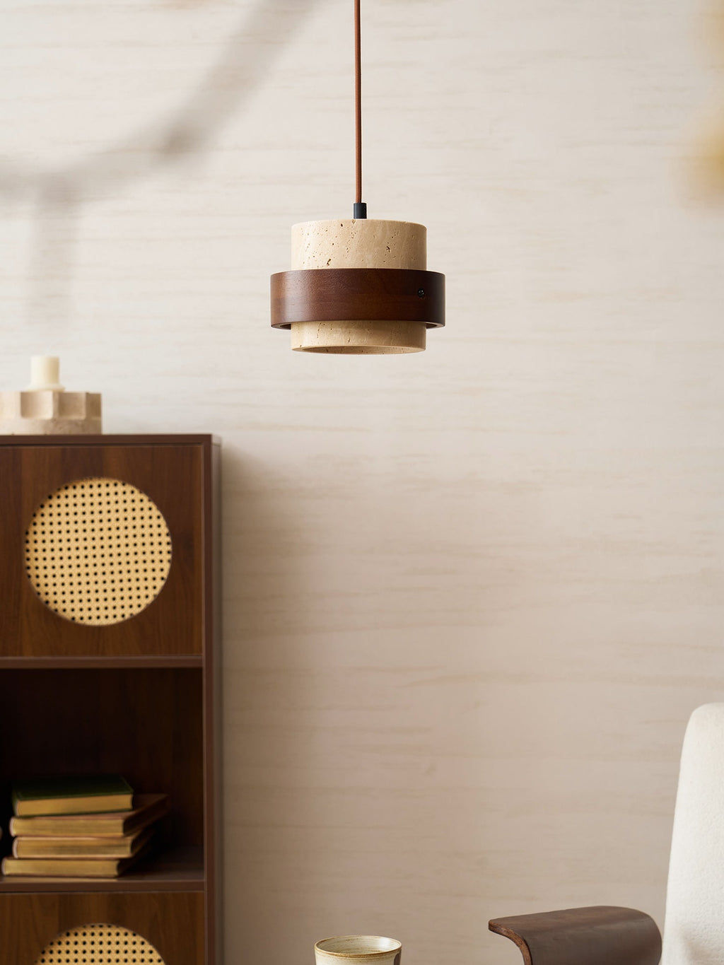 Lampa wisząca Cellone z trawertynu