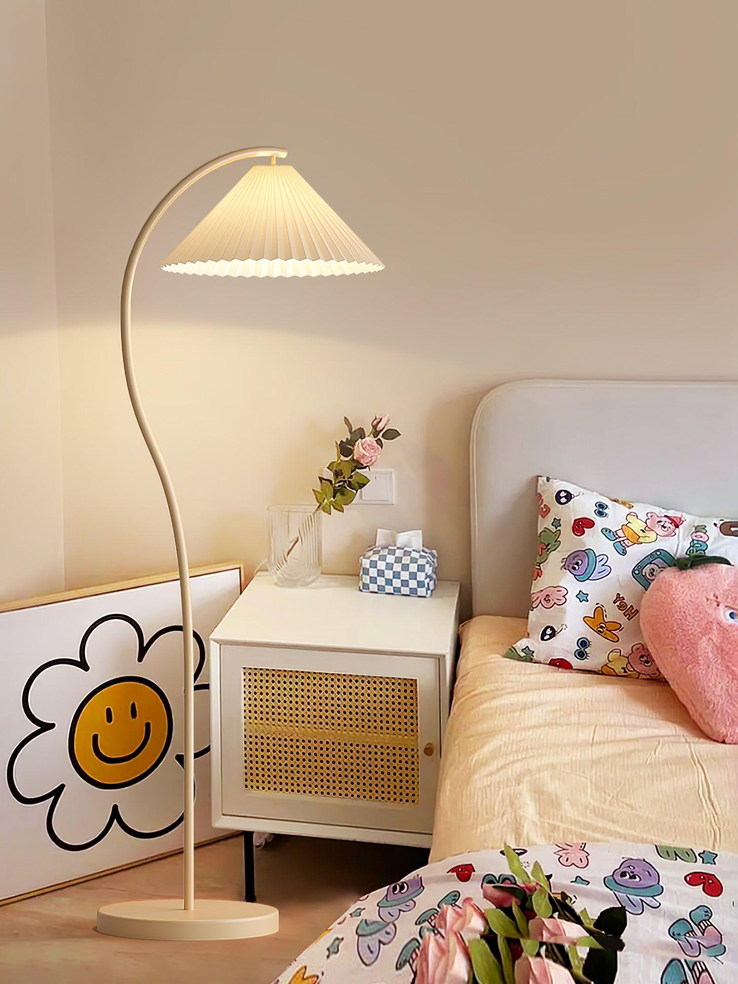 Lampa podłogowa vintage Kliala