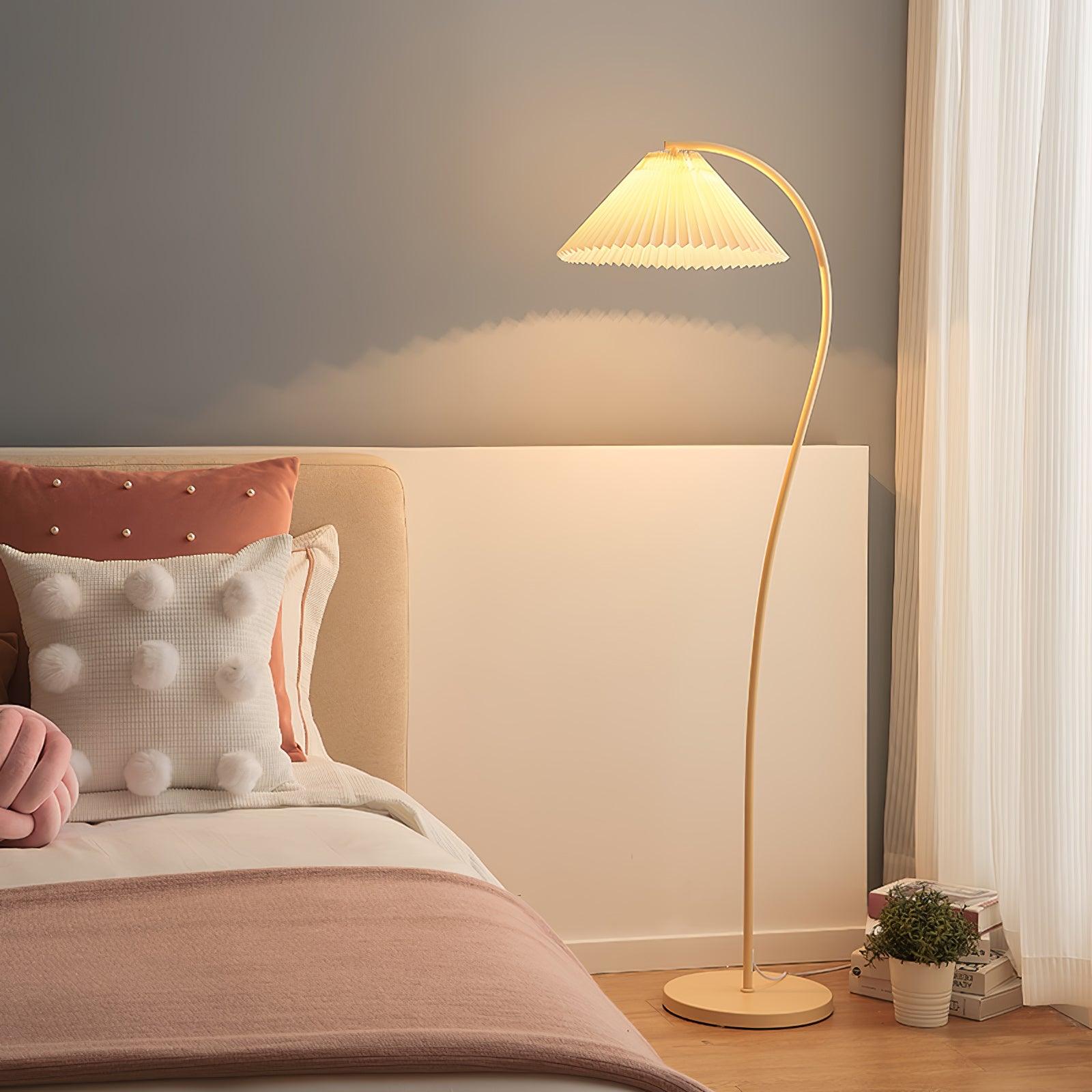 Lampa podłogowa vintage Kliala