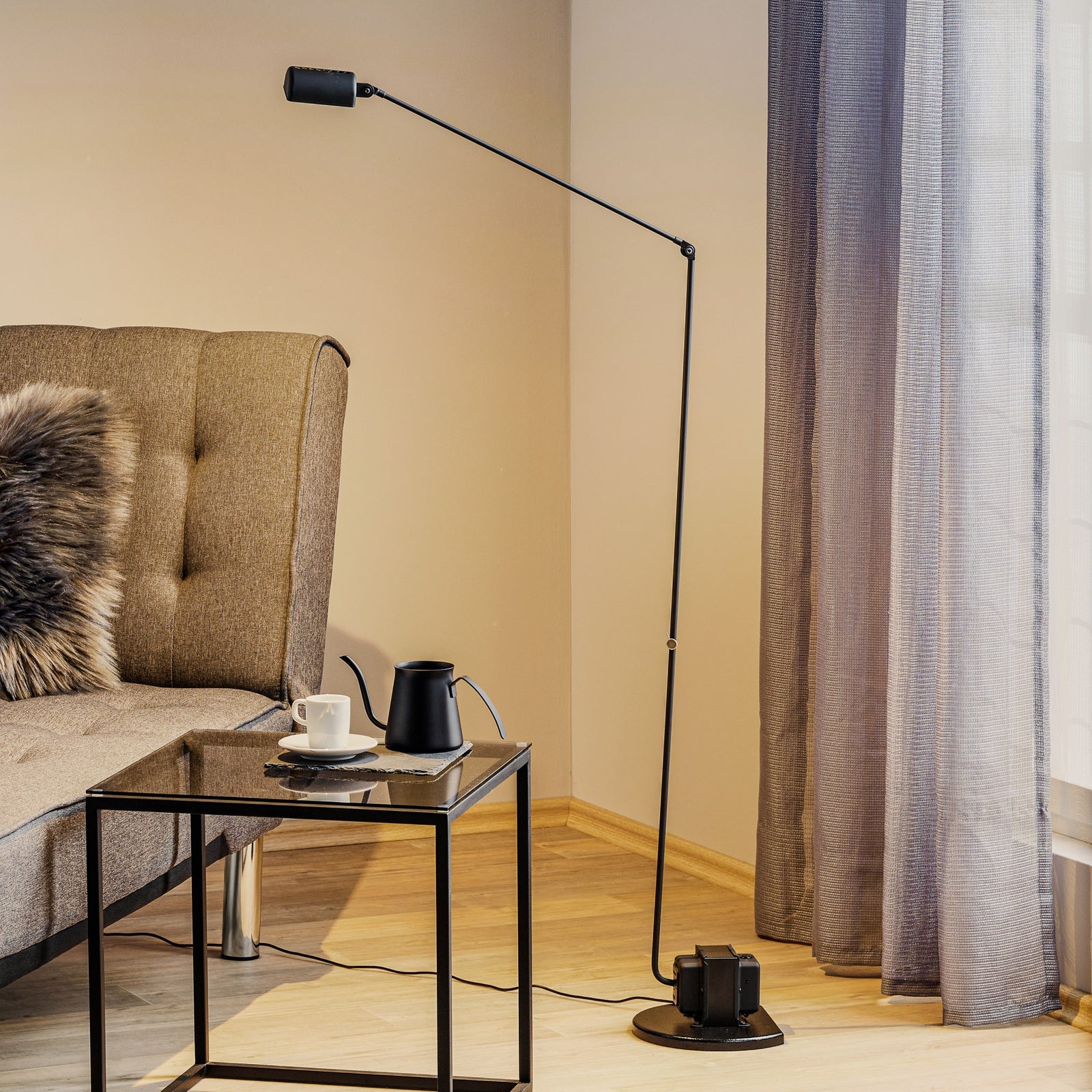 Lampa podłogowa Renmir