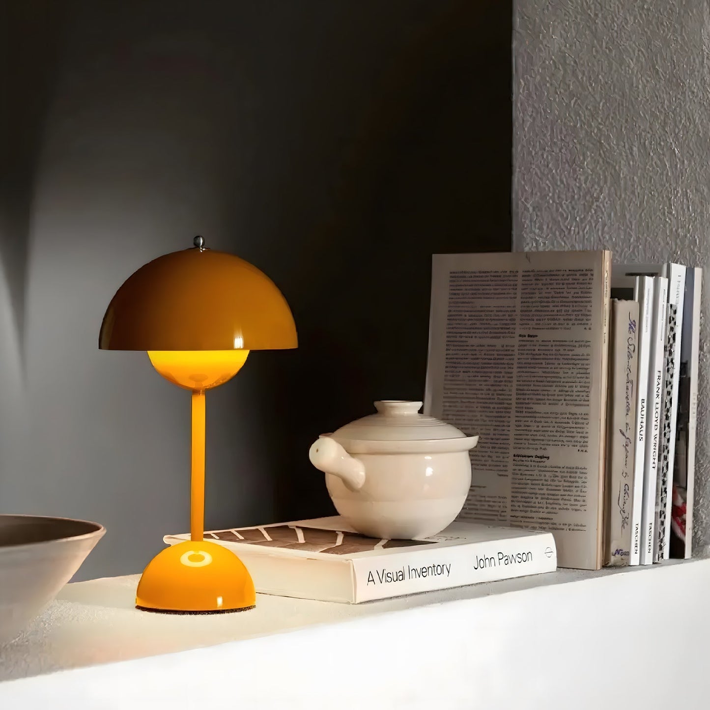 Lampa stołowa przenośna Aveka