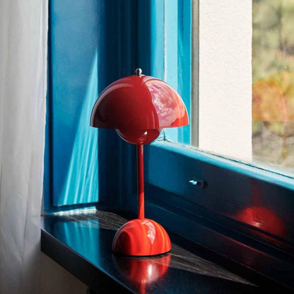 Lampa stołowa przenośna Aveka