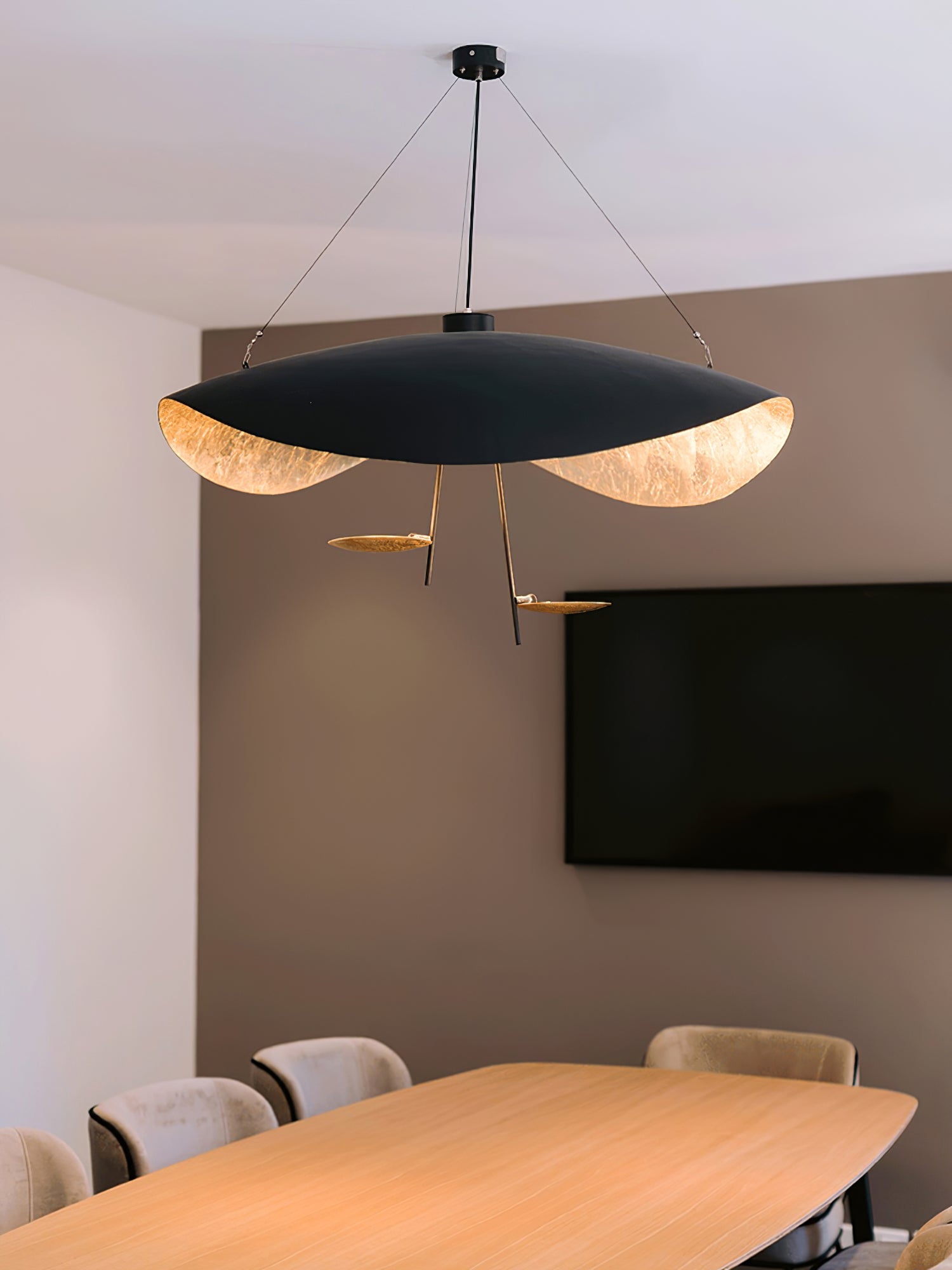 Lampa wisząca minimalistyczna Orool