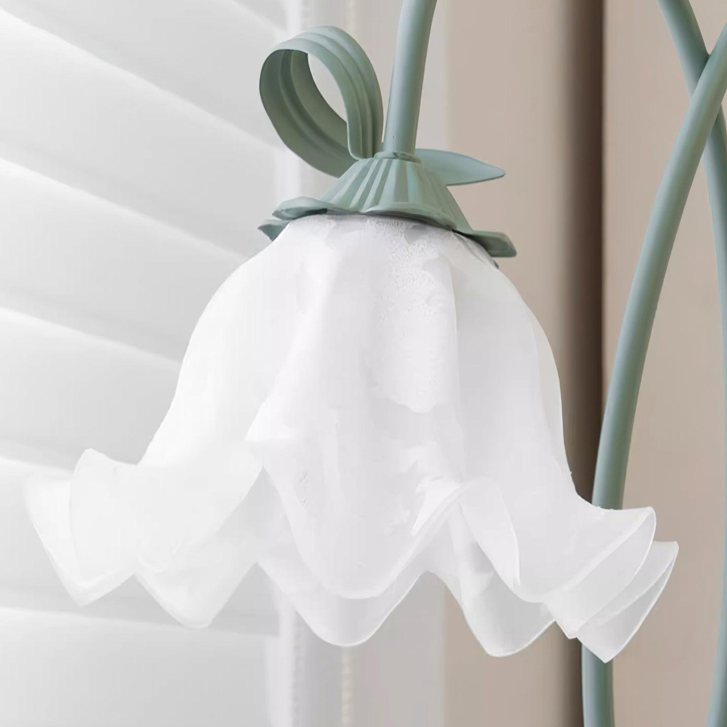 Lampa podłogowa kwiatowa Solmion