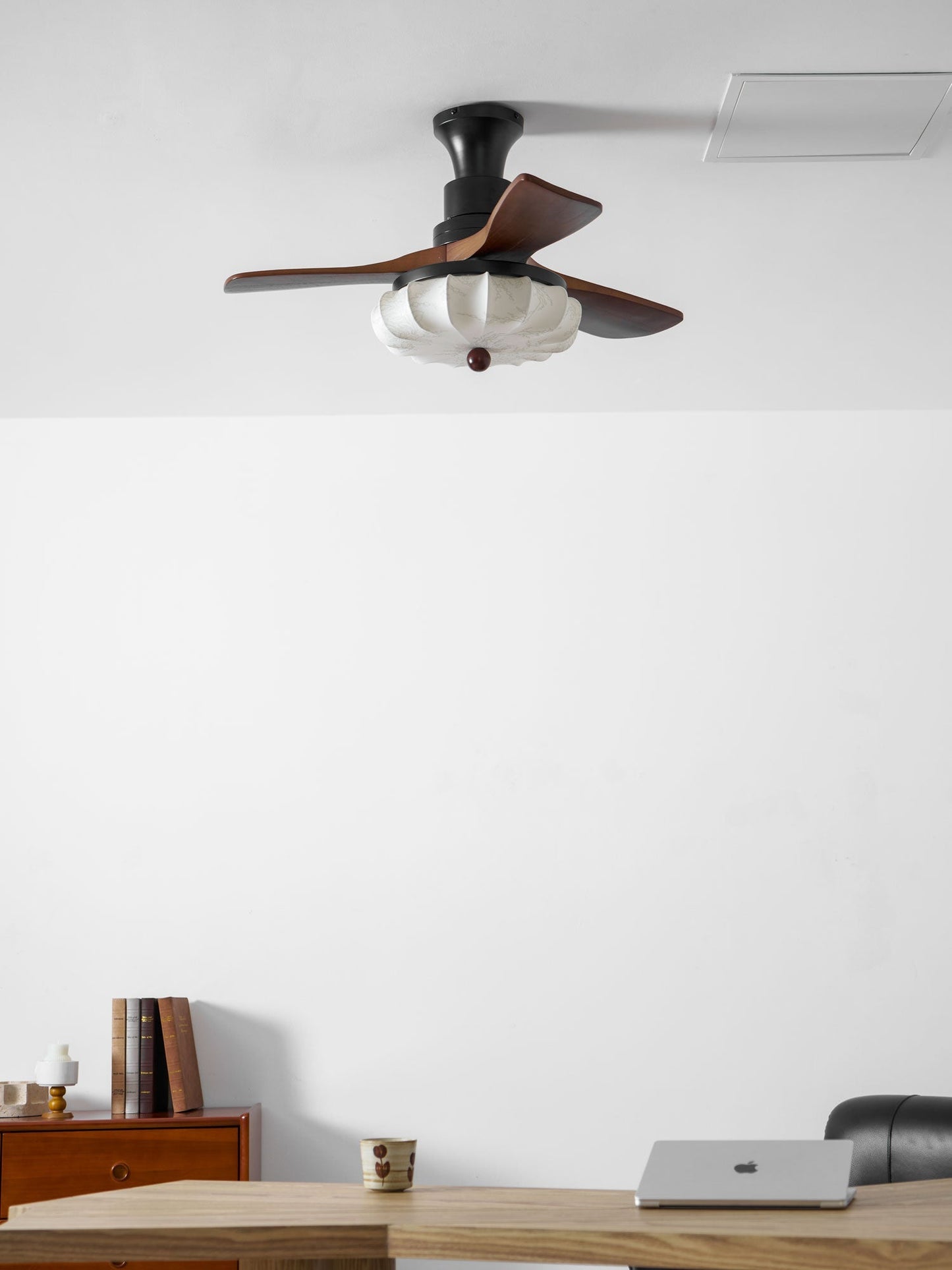Lampa z wentylatorem sufitowym Sovoma