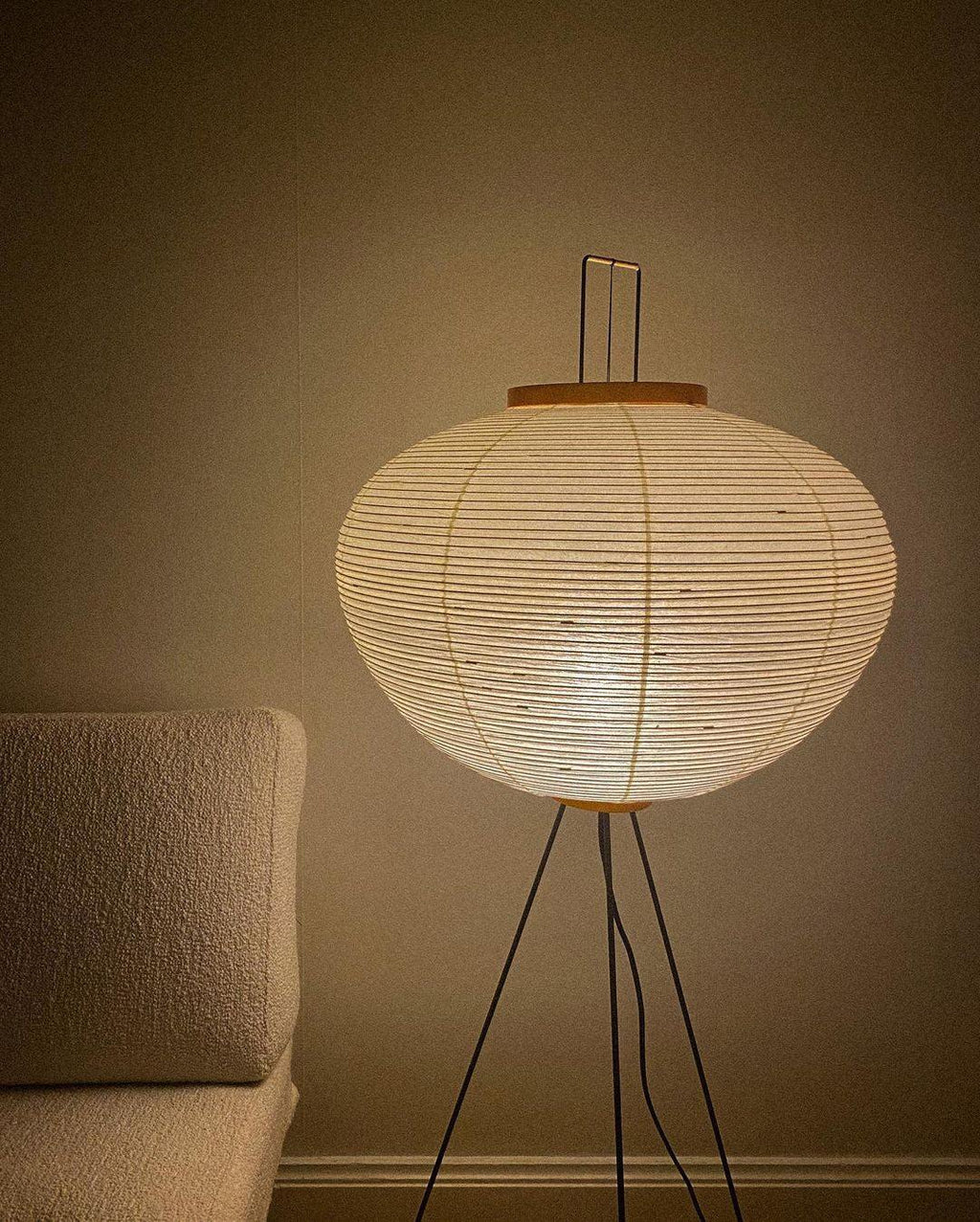 Lampa podłogowa Avel