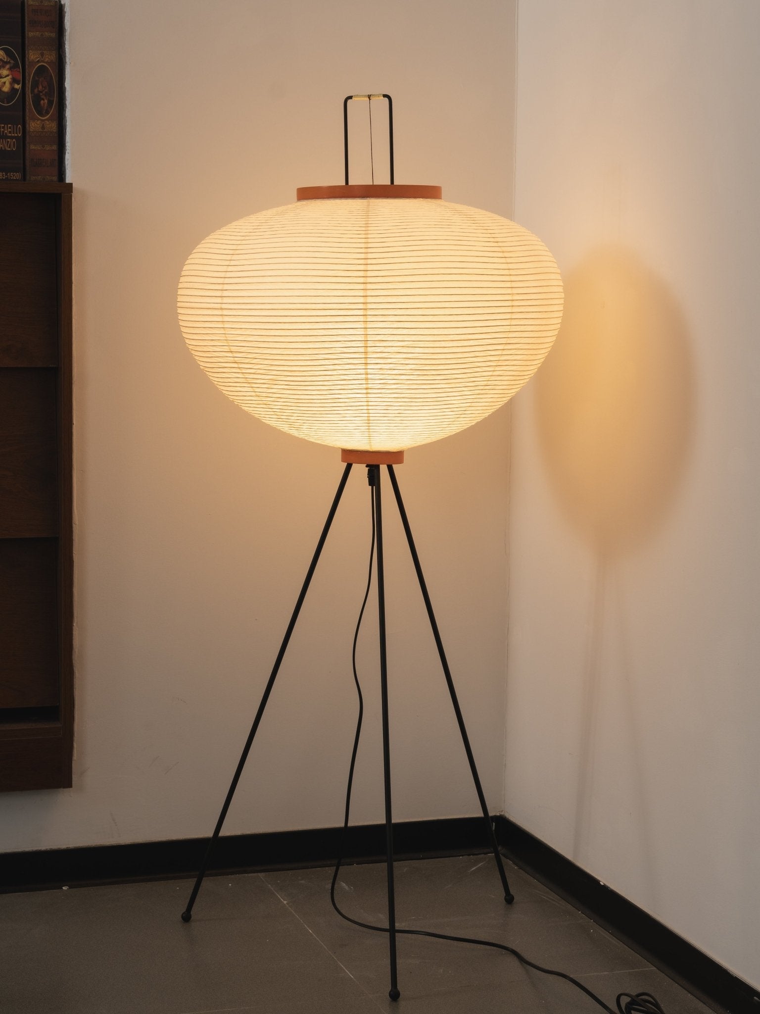 Lampa podłogowa Avel