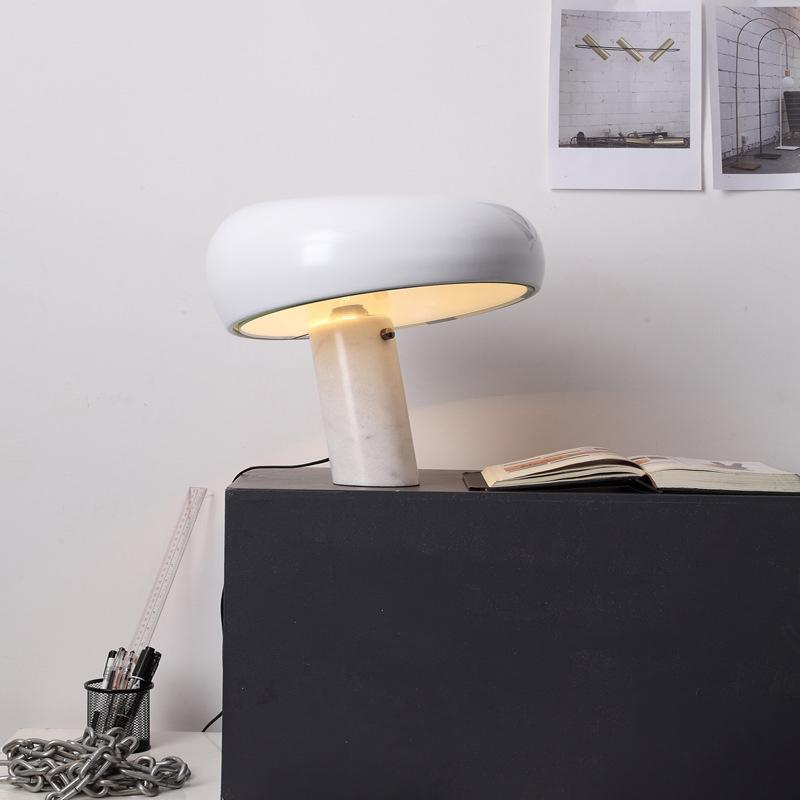 Lampa stołowa Domono