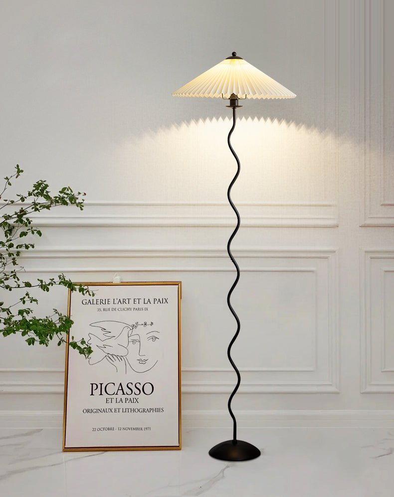 Lampa podłogowa falista Zelko
