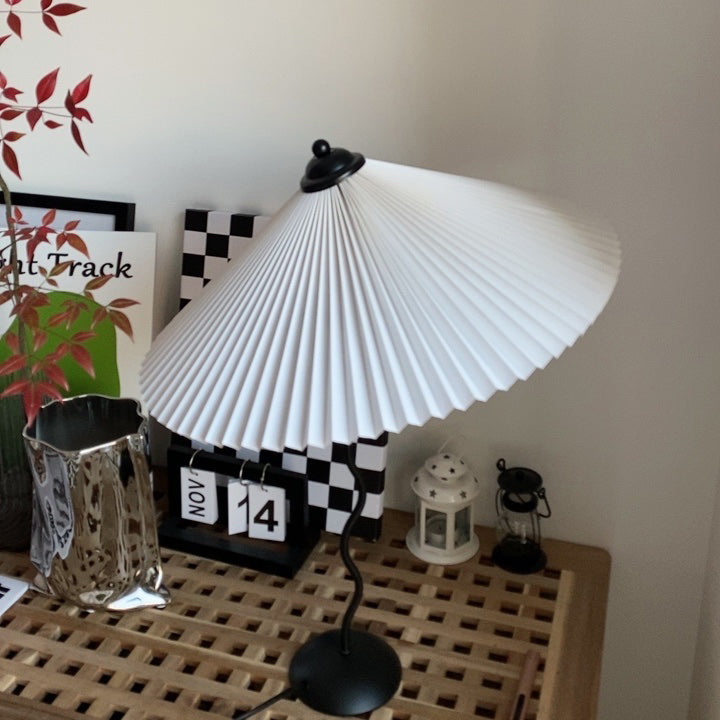 Lampa stołowa falista Rokow