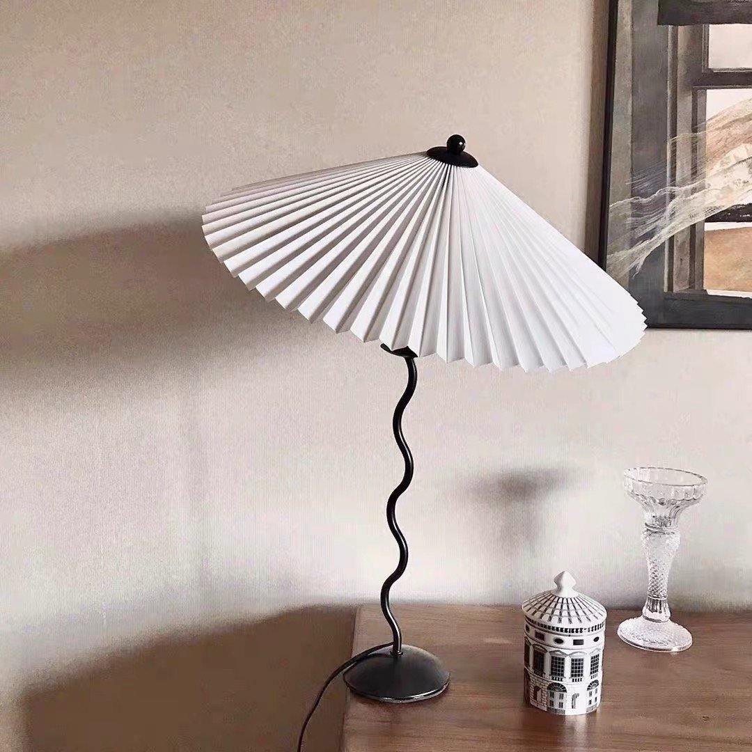 Lampa stołowa falista Rokow
