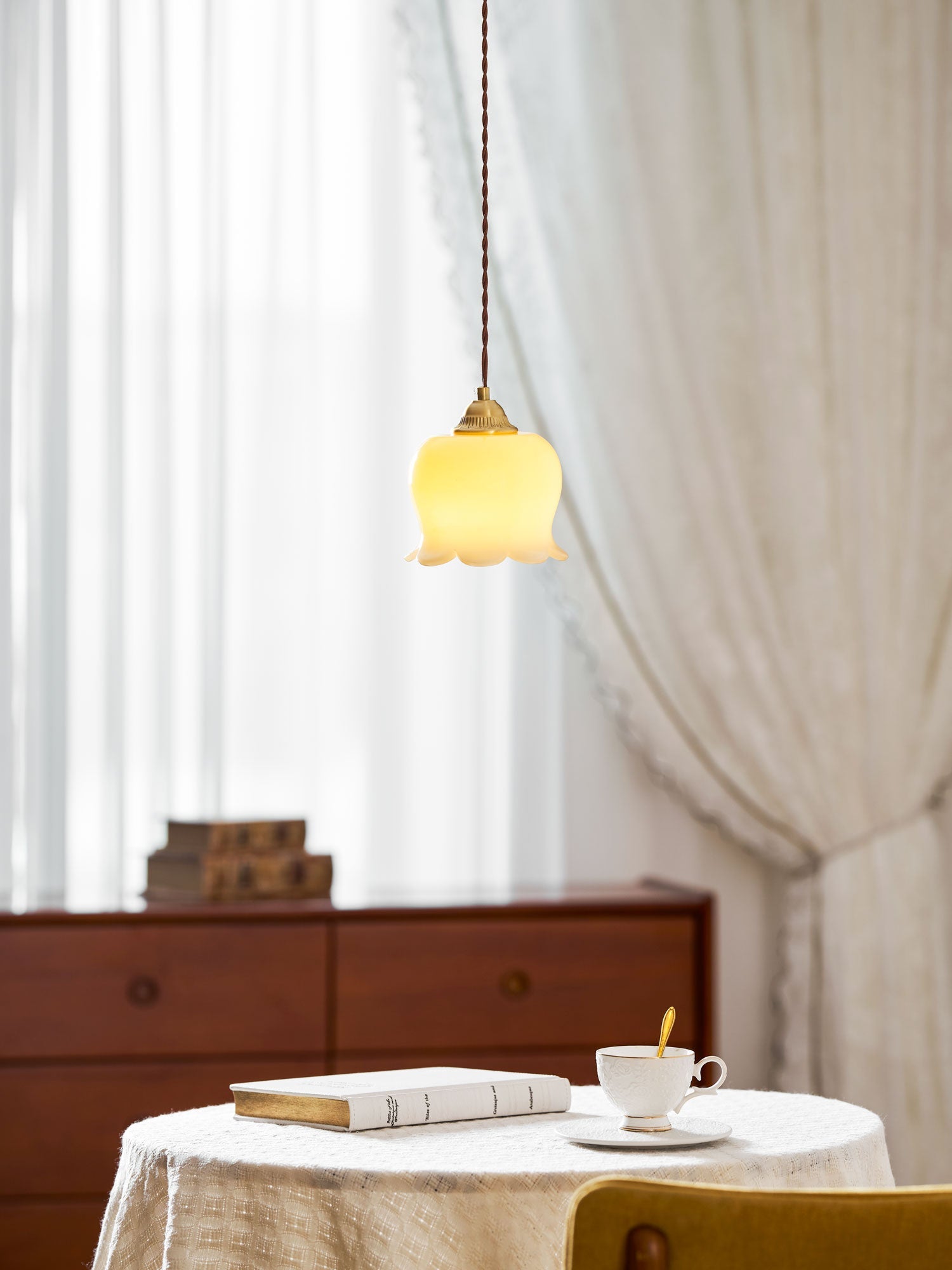 Lampa wisząca kwiatowa Anow