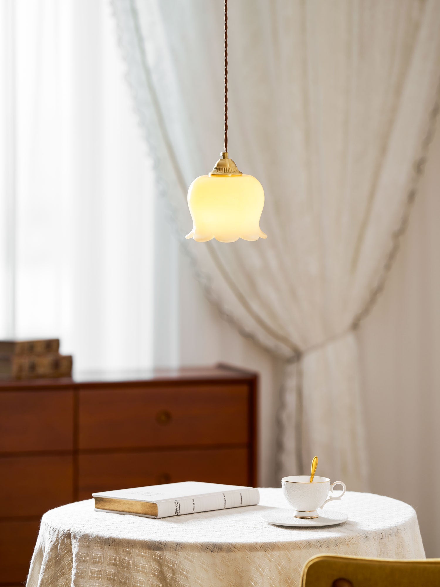 Lampa wisząca kwiatowa Anow